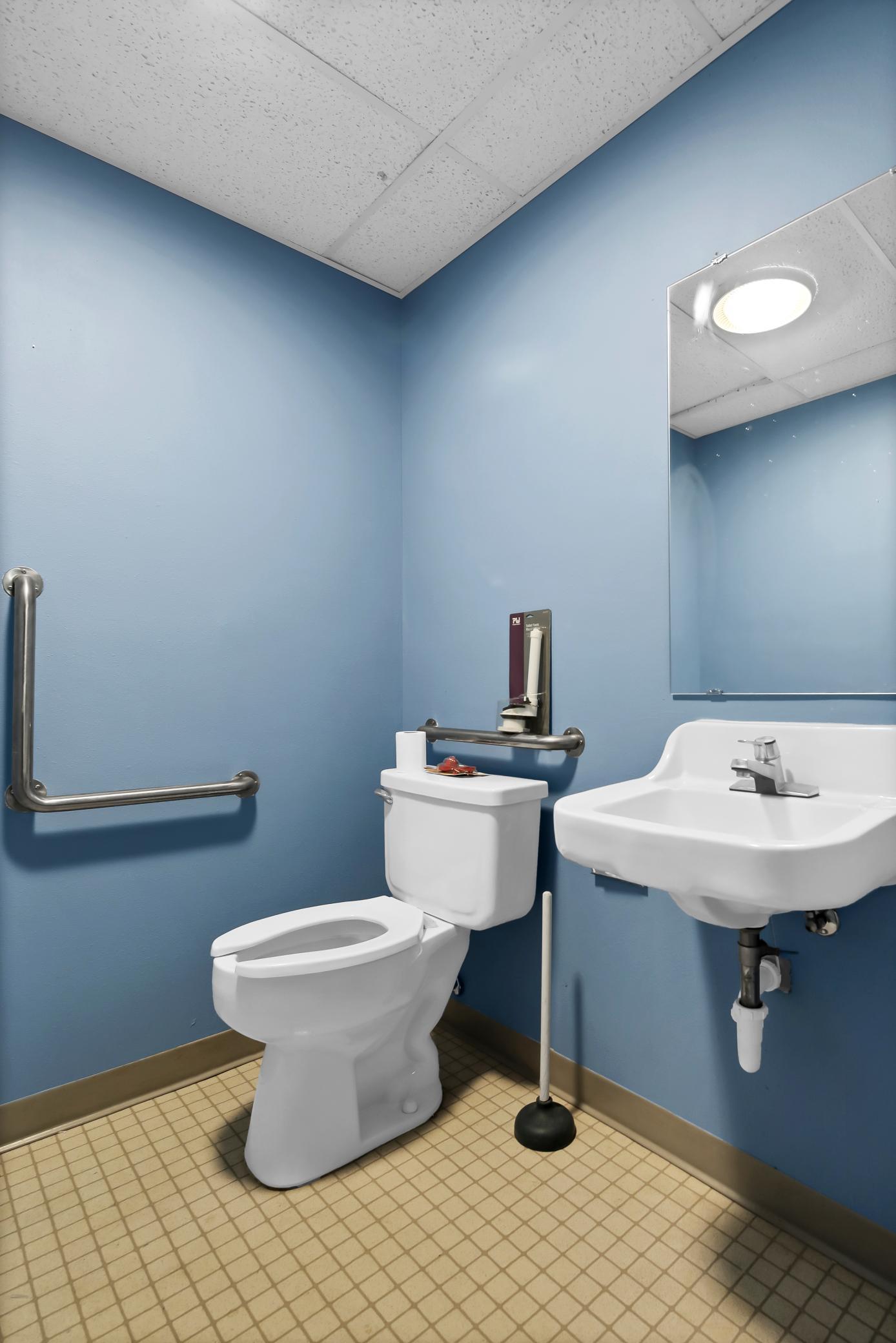 23-27 7th Avenue S Property Photo 40