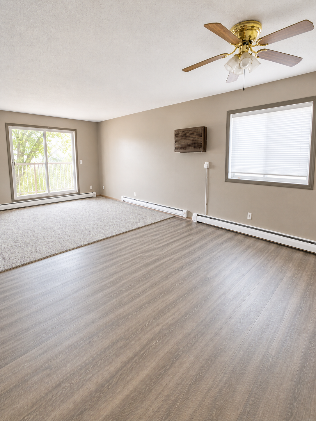901 Pearl Avenue 208 Property Photo 1