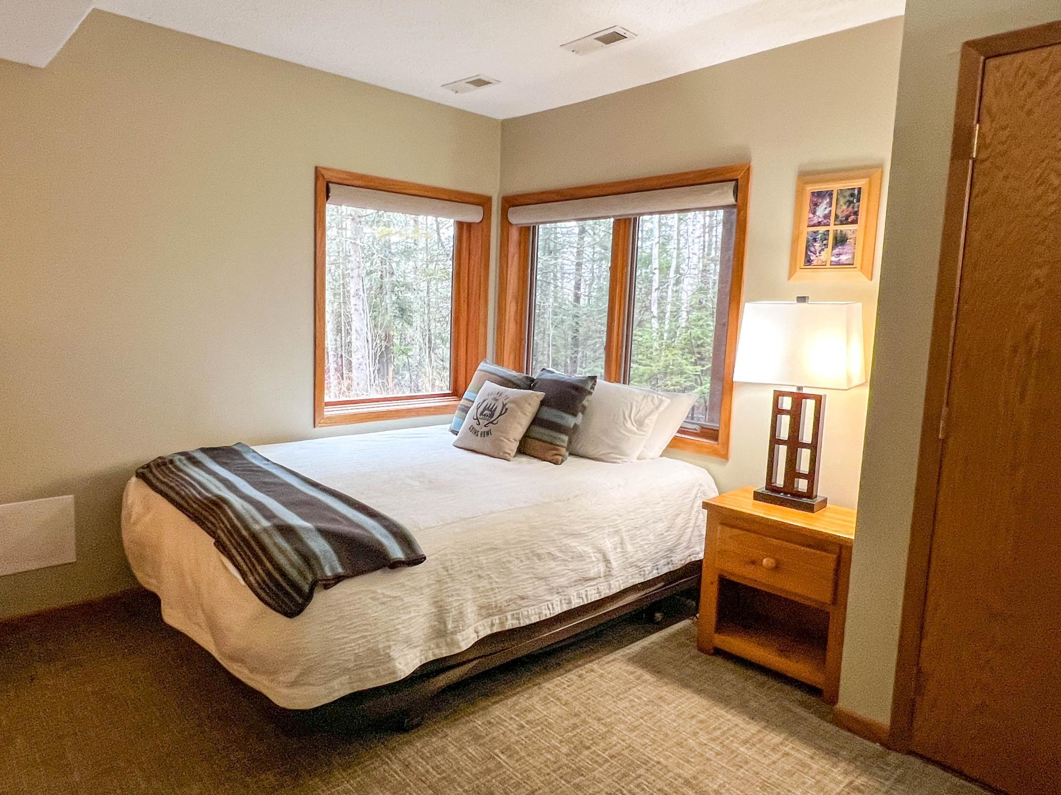 529 Moose Mountain Drive Property Photo 7