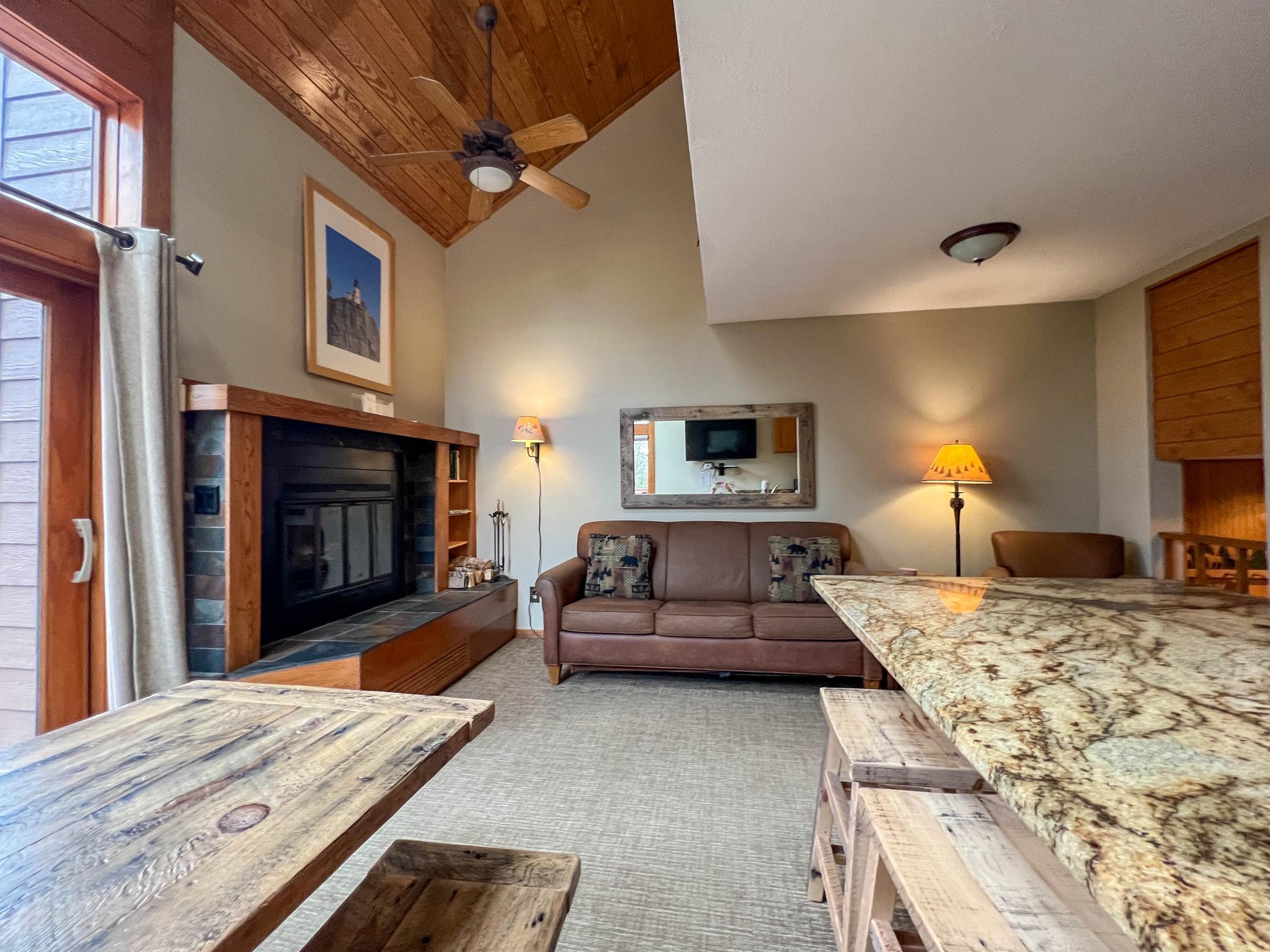 529 Moose Mountain Drive Property Photo 15
