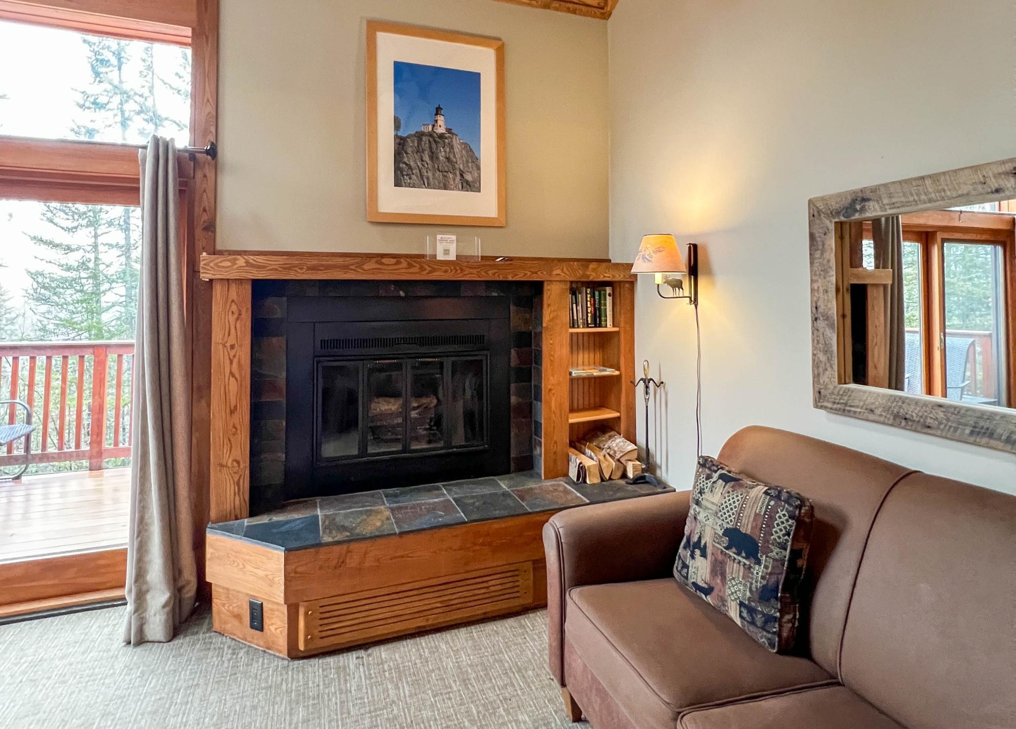 529 Moose Mountain Drive Property Photo 18