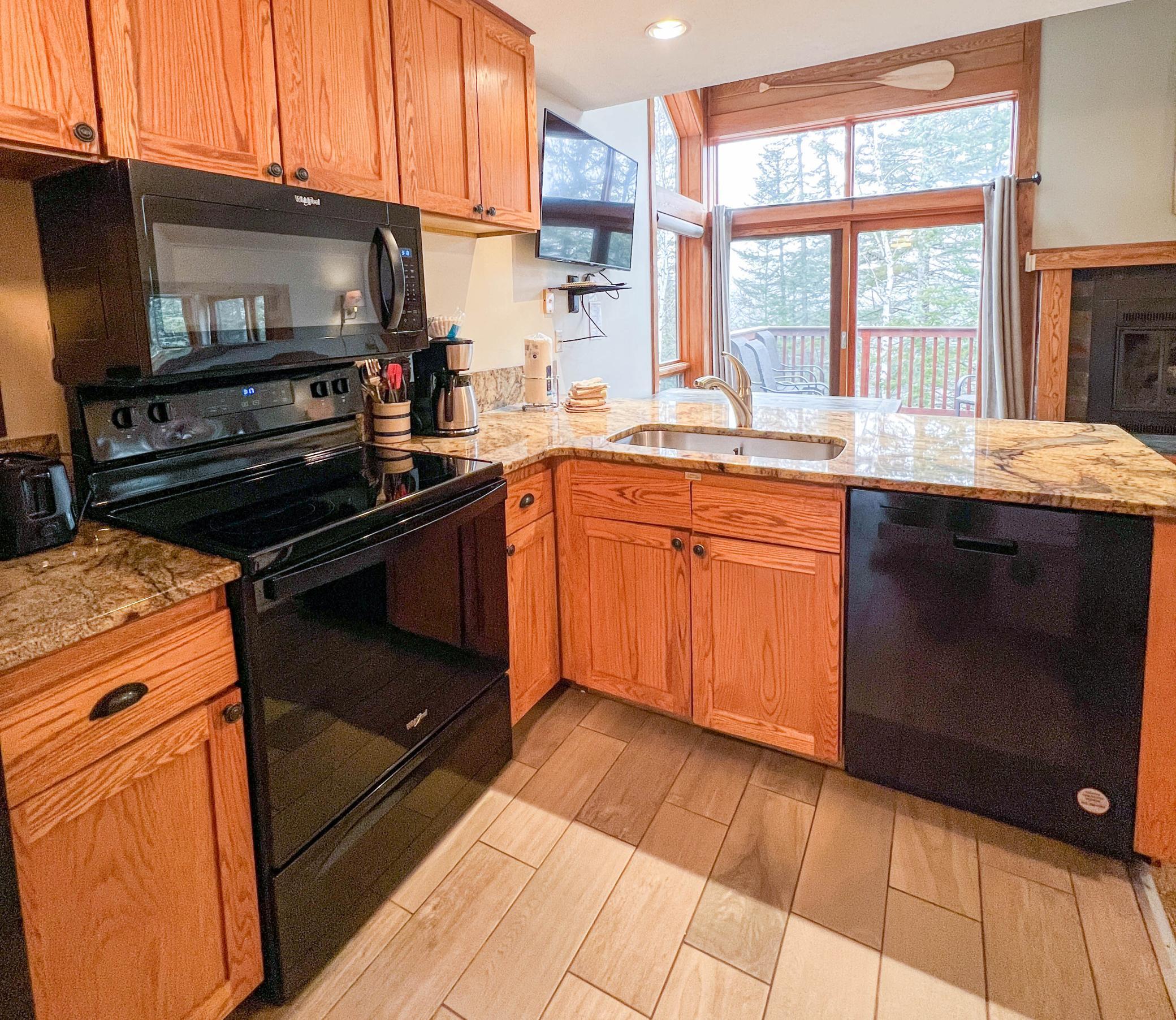 529 Moose Mountain Drive Property Photo 26