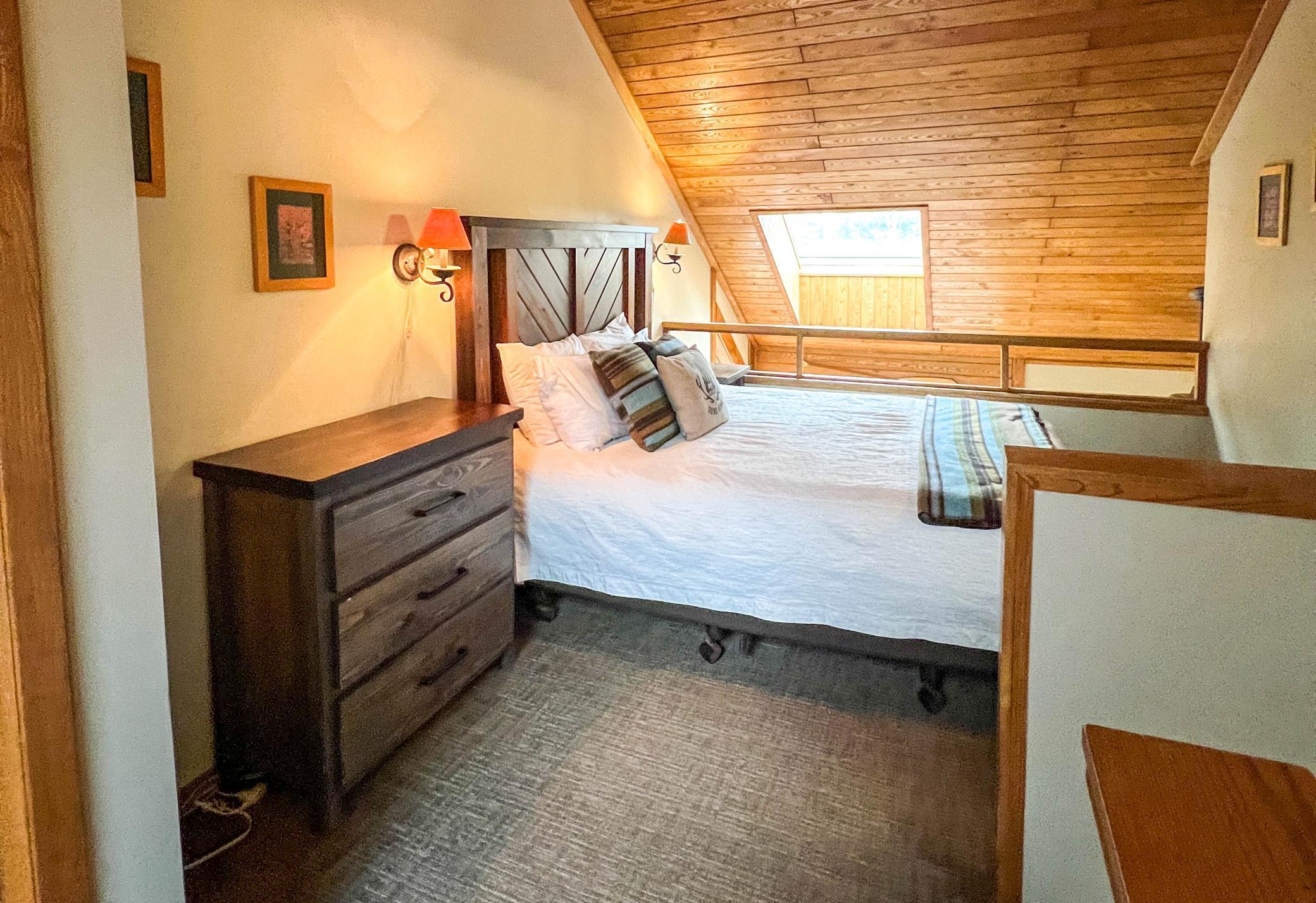529 Moose Mountain Drive Property Photo 34