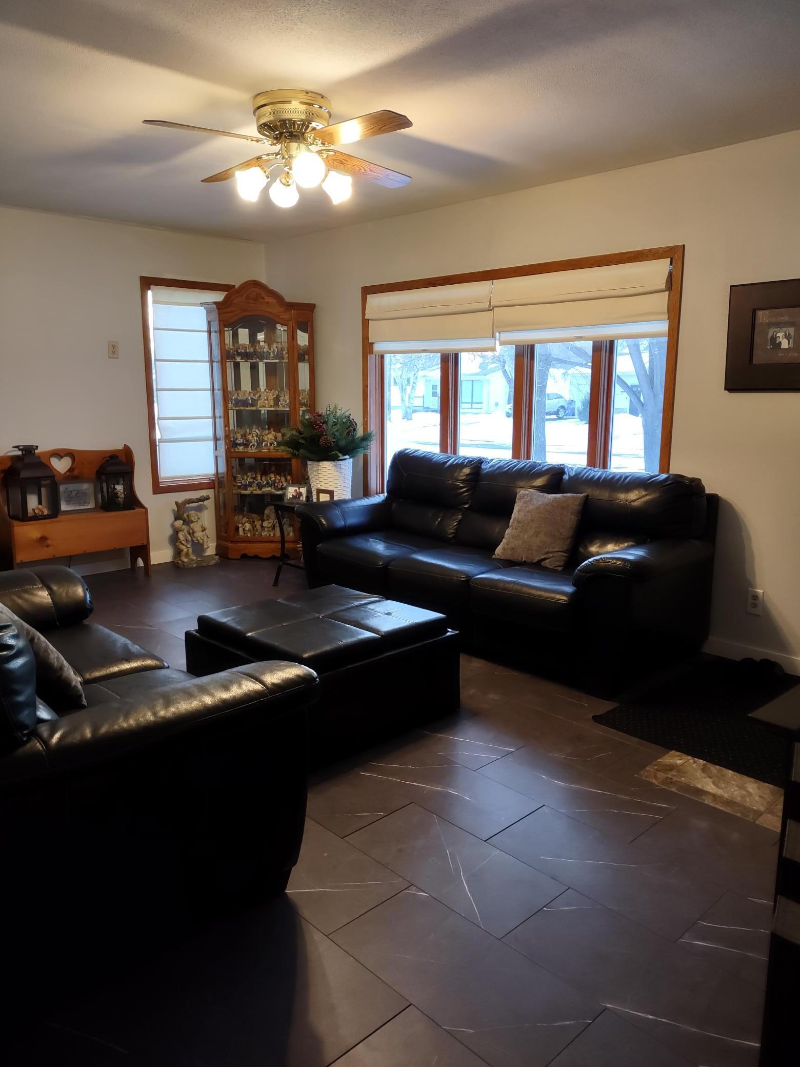 842 Western Avenue Property Photo 2