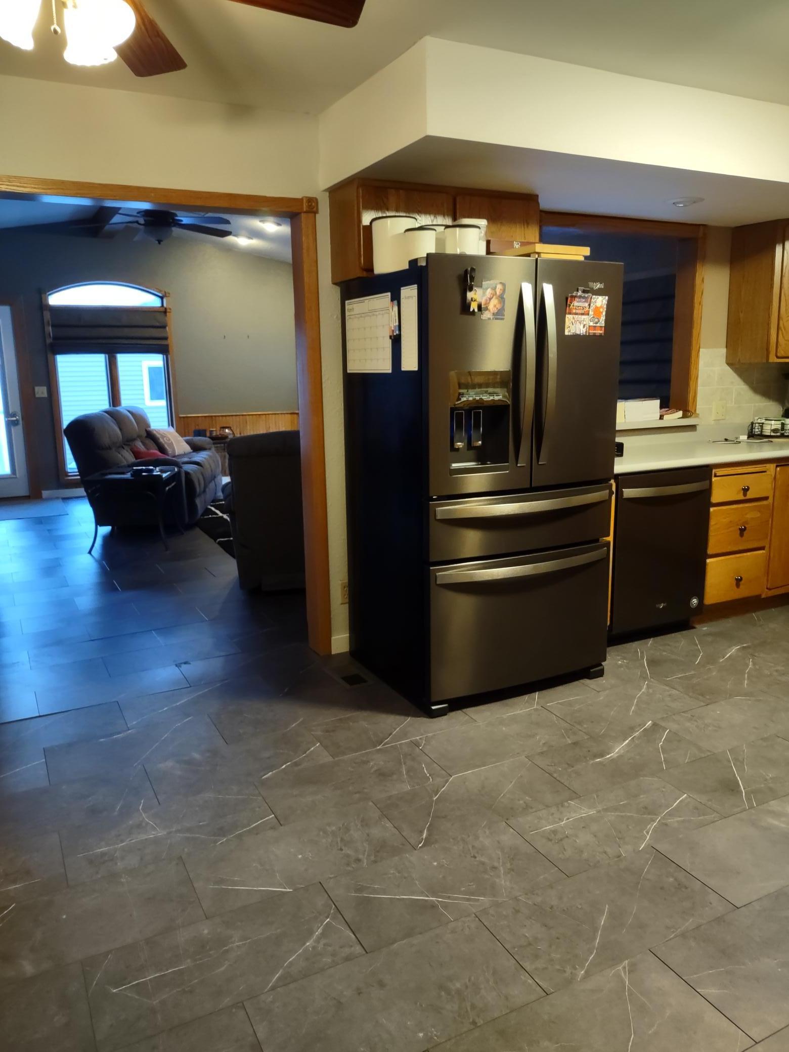 842 Western Avenue Property Photo 10