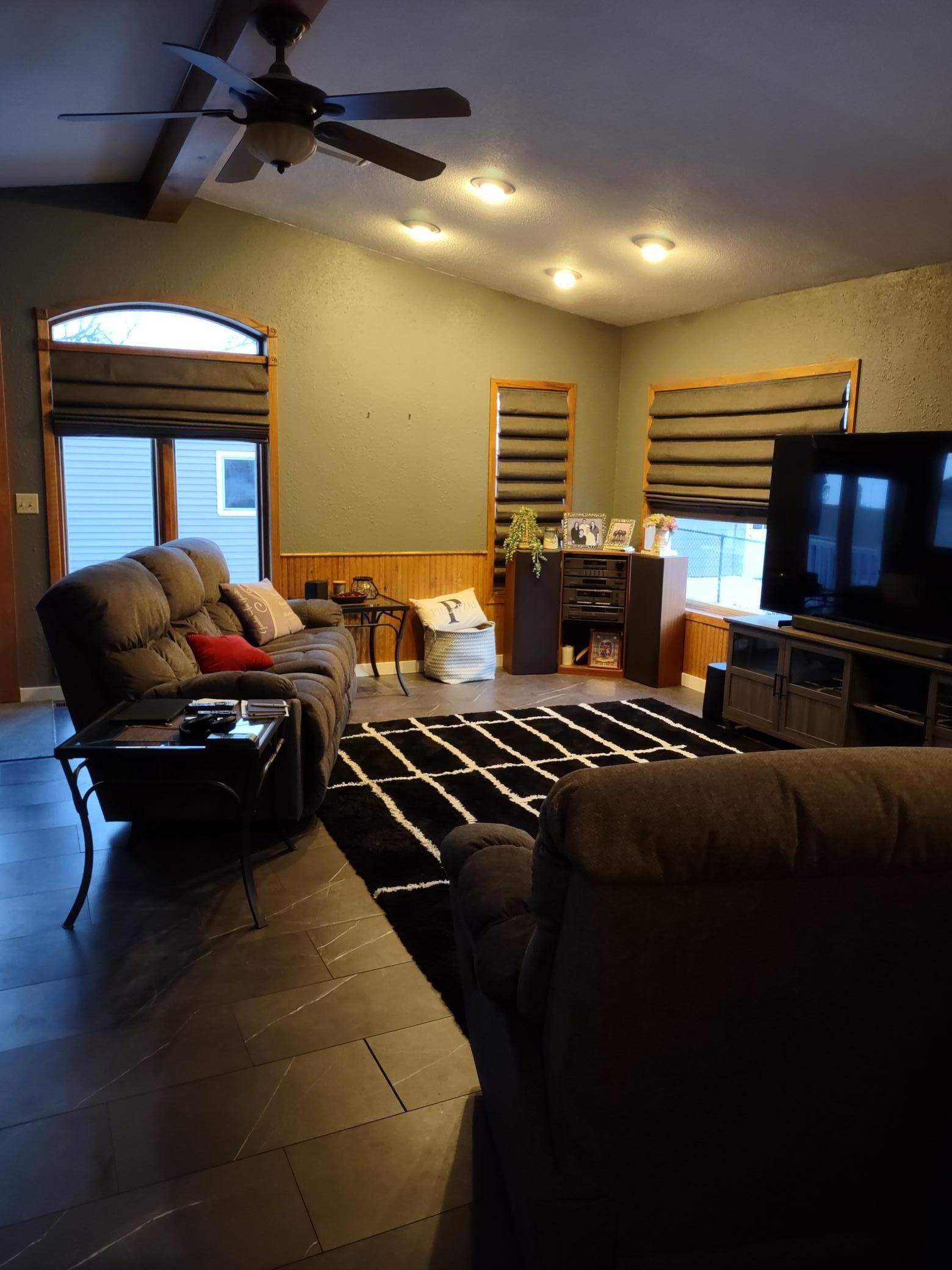 842 Western Avenue Property Photo 13