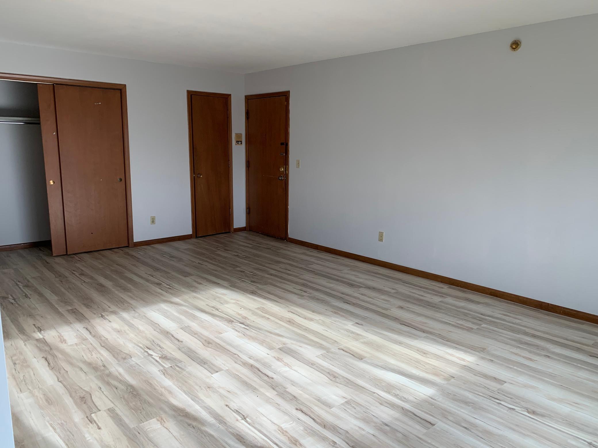 4001 Mavelle Drive Property Photo 6