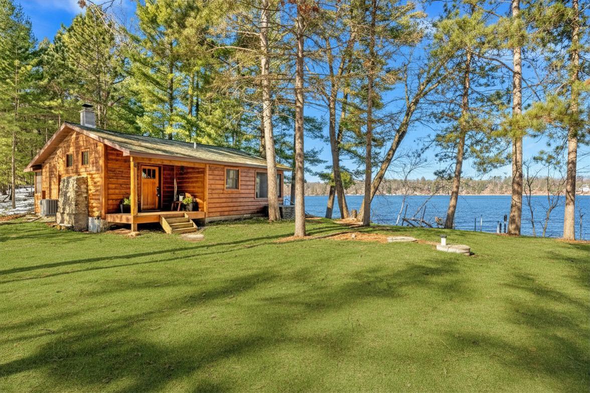 2922 E Long Lake Road Property Photo 5