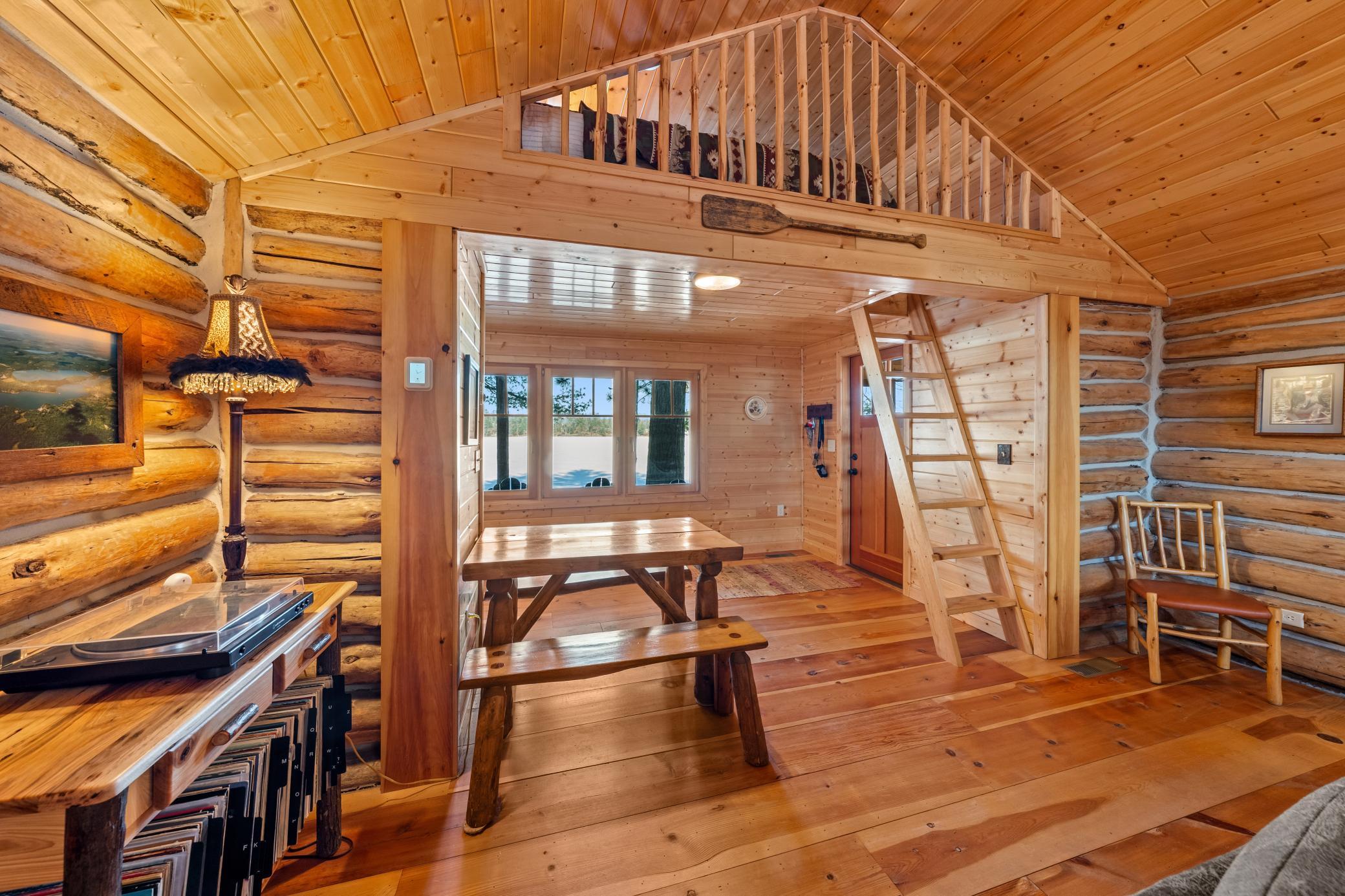 2922 E Long Lake Road Property Photo 10