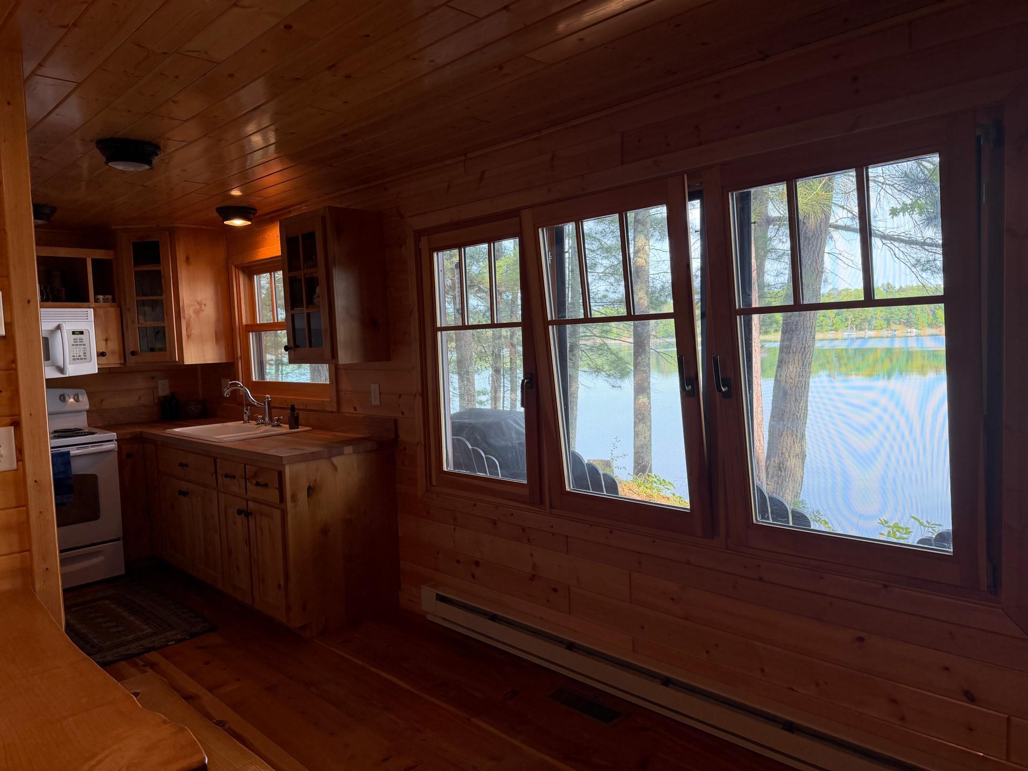 2922 E Long Lake Road Property Photo 16