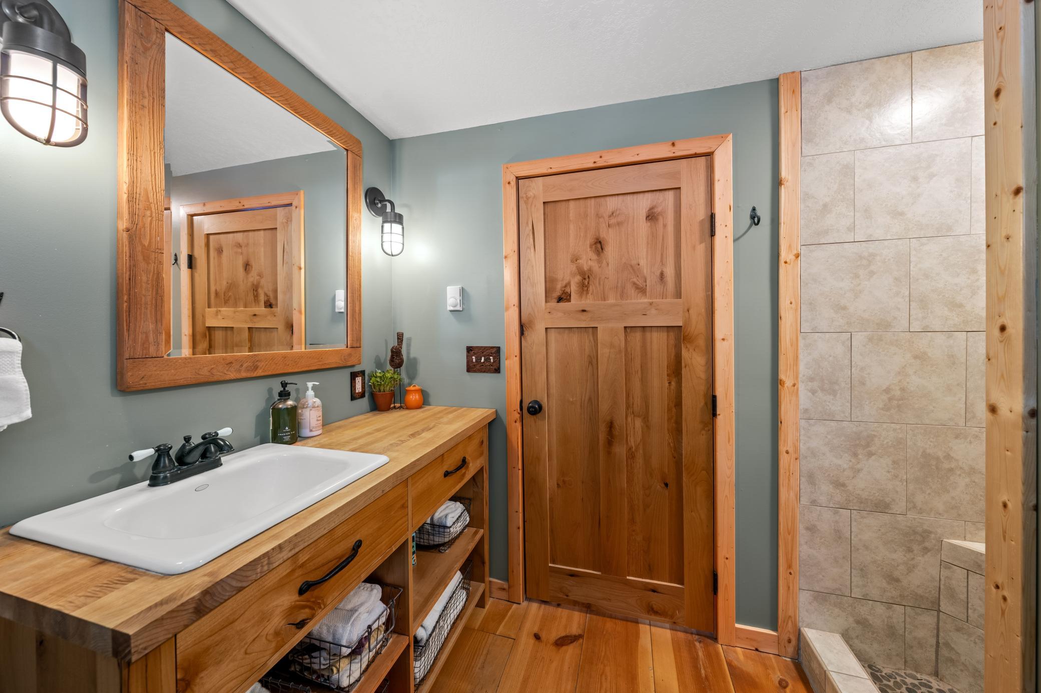 2922 E Long Lake Road Property Photo 21