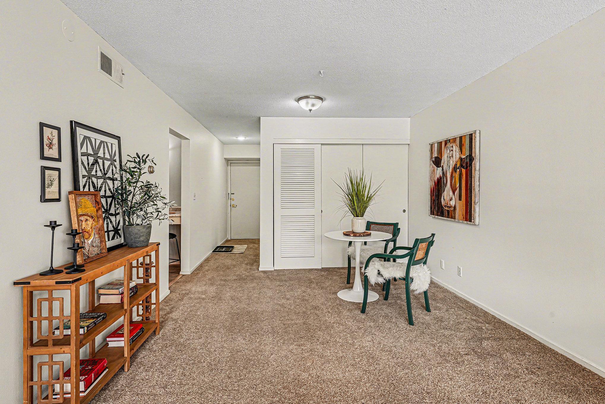 6423 Colony Way 3l Property Photo 15