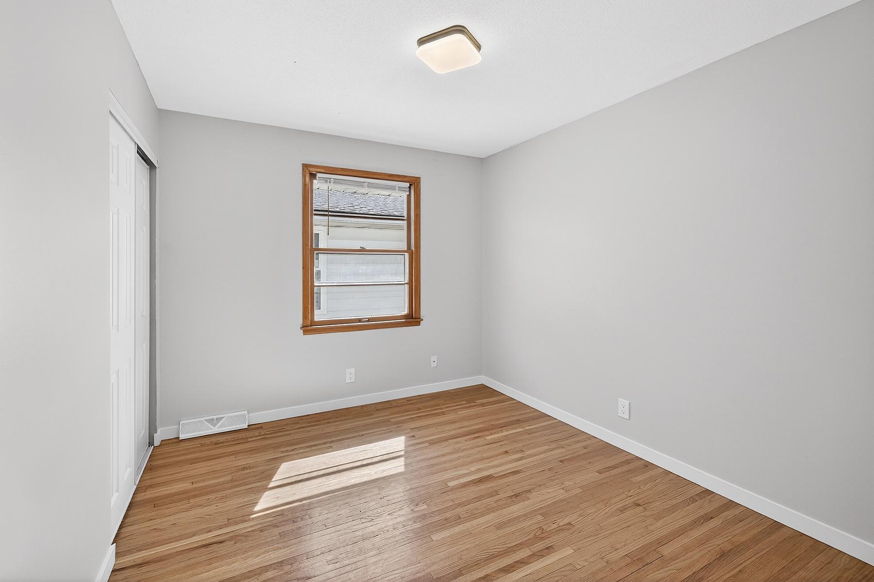 5844 Washburn Avenue S Property Photo 11