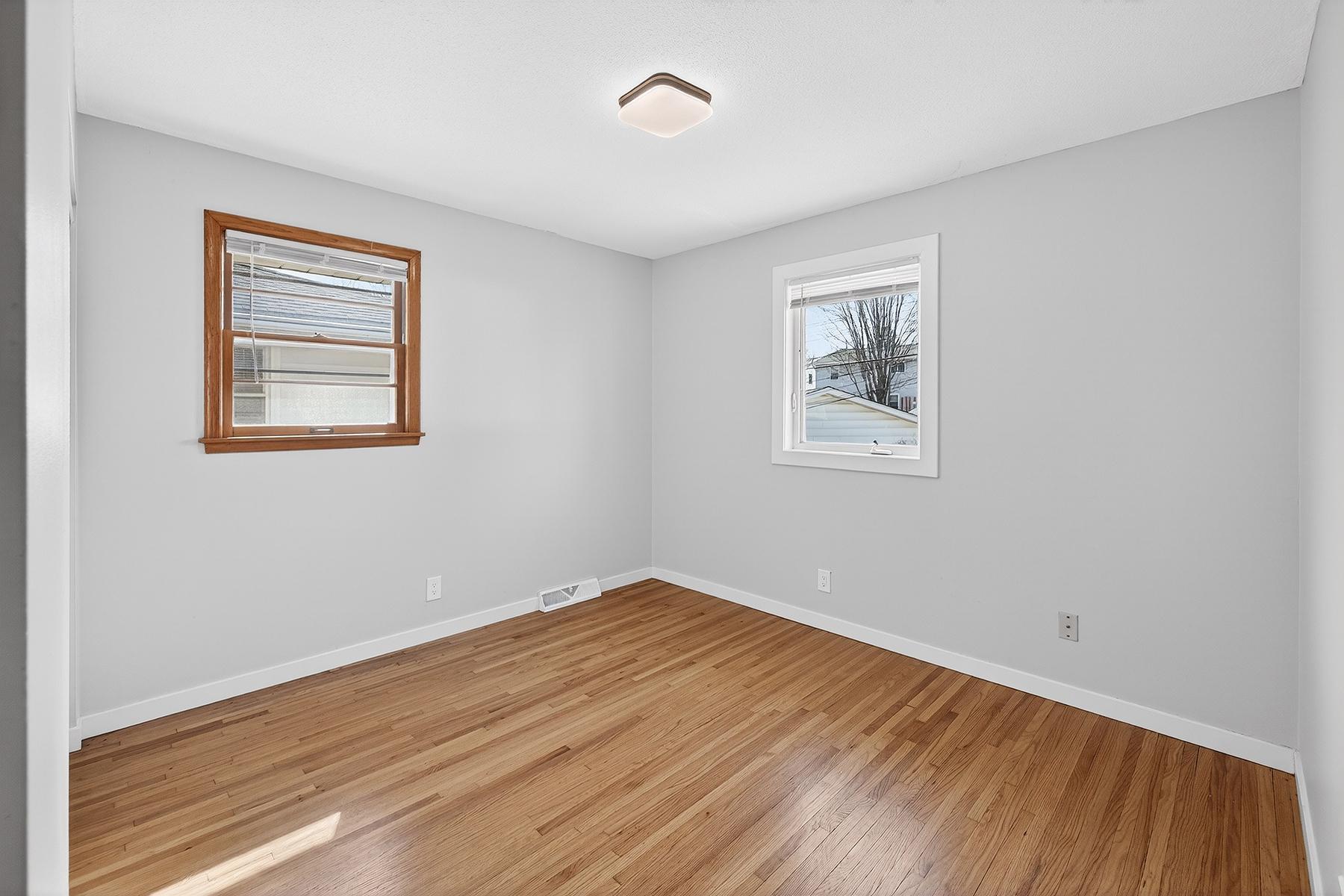 5844 Washburn Avenue S Property Photo 12