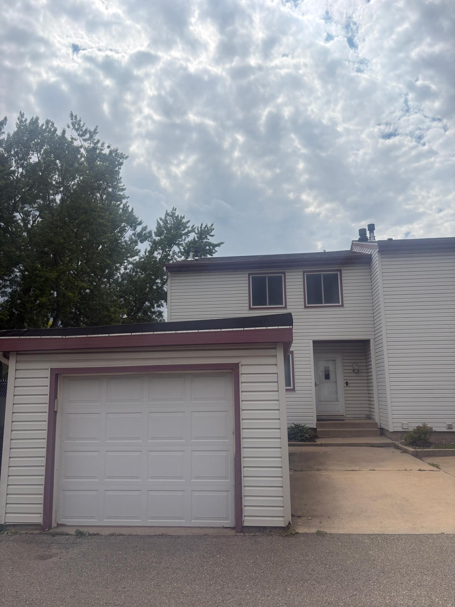 907 40th Street Nw Property Photo 1