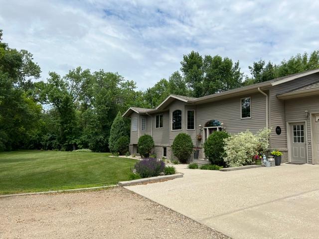 102 County Rd 1 Property Photo 3