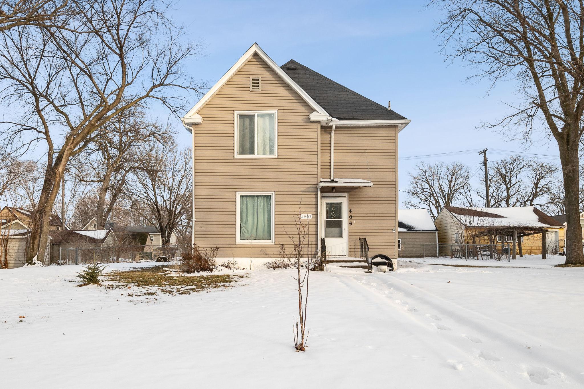 406 E Ciro Street Property Photo 1