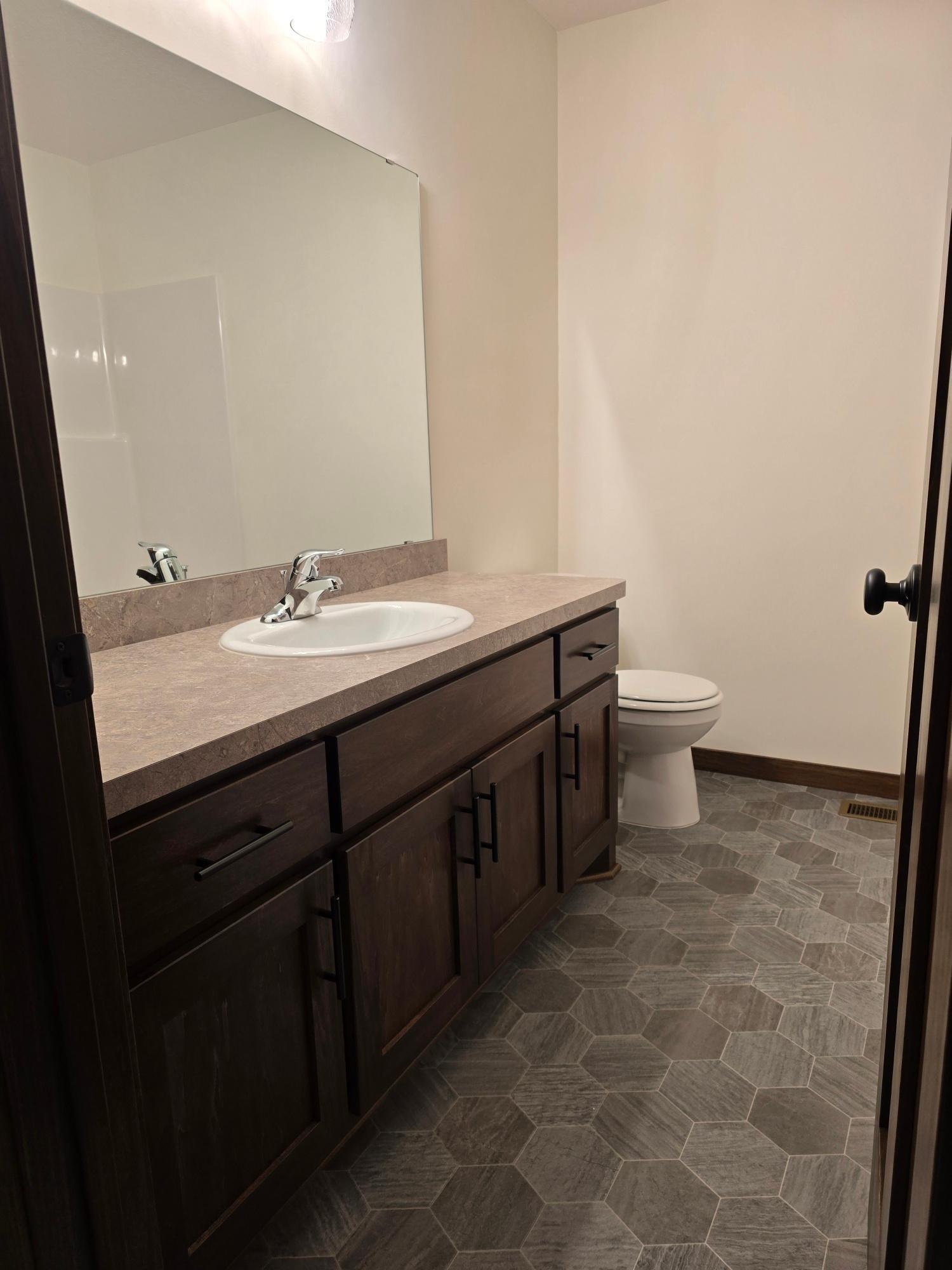4840 Maple Street Property Photo 12