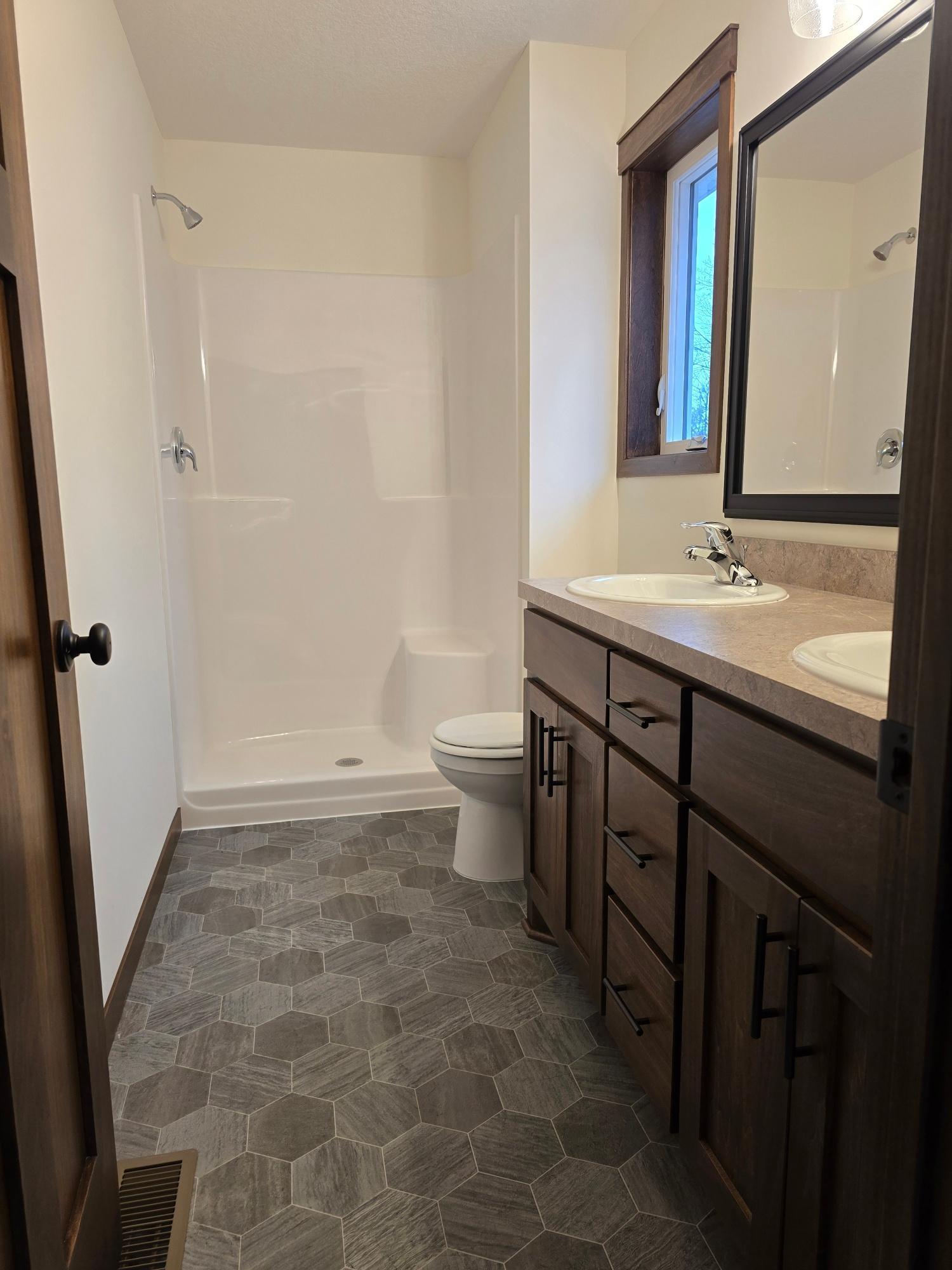 4840 Maple Street Property Photo 15