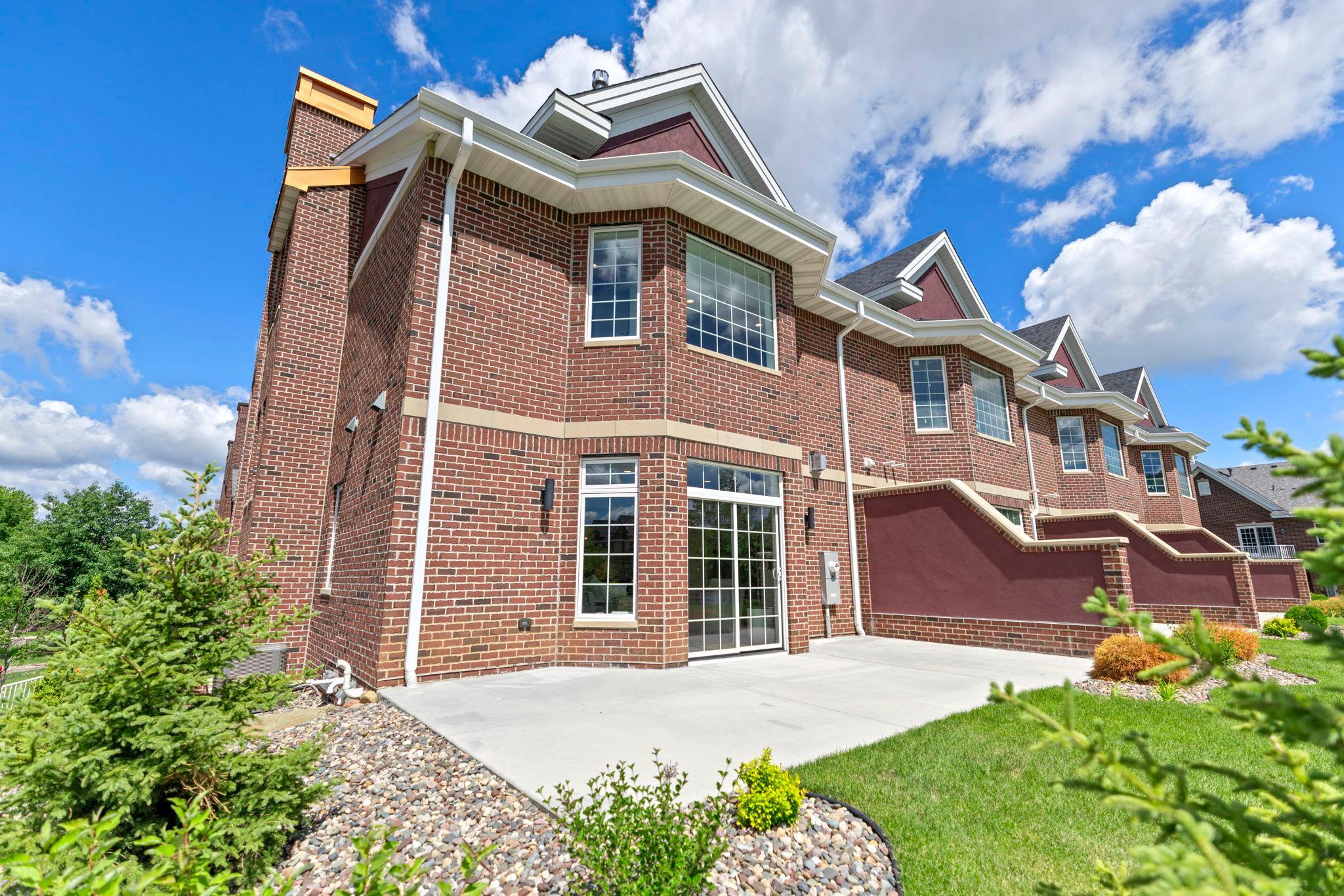 10814 Falling Water Lane D Property Photo 9