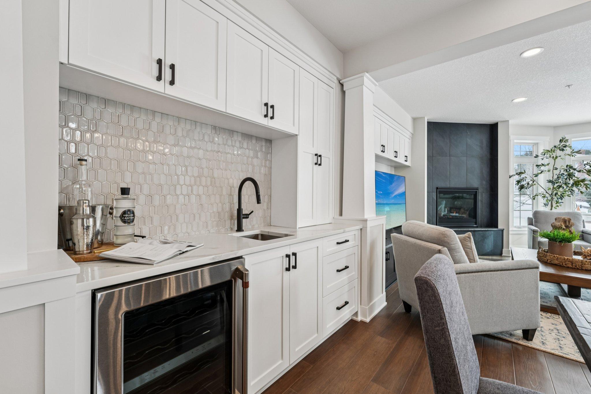 10814 Falling Water Lane D Property Photo 16