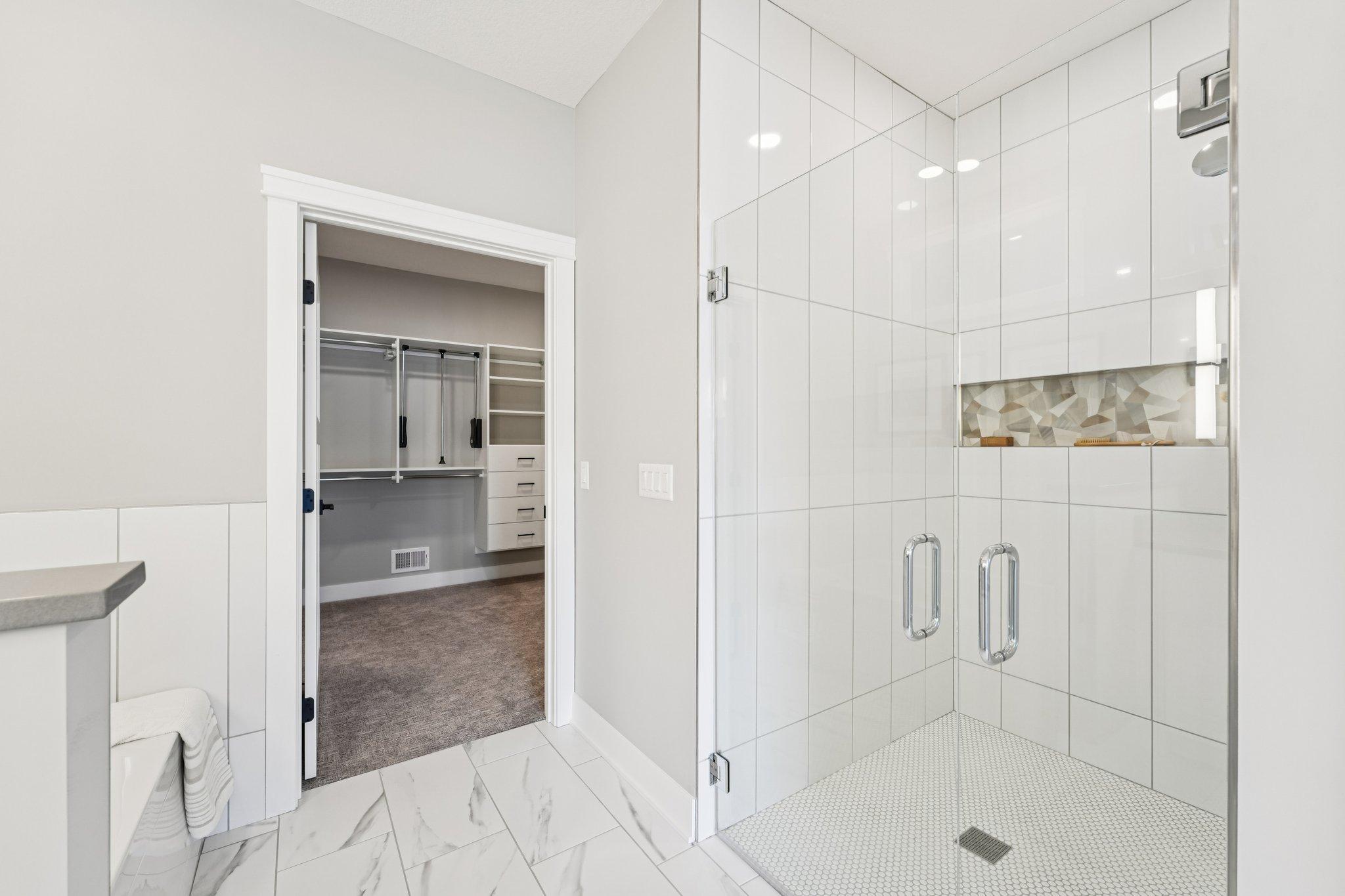 10814 Falling Water Lane D Property Photo 24