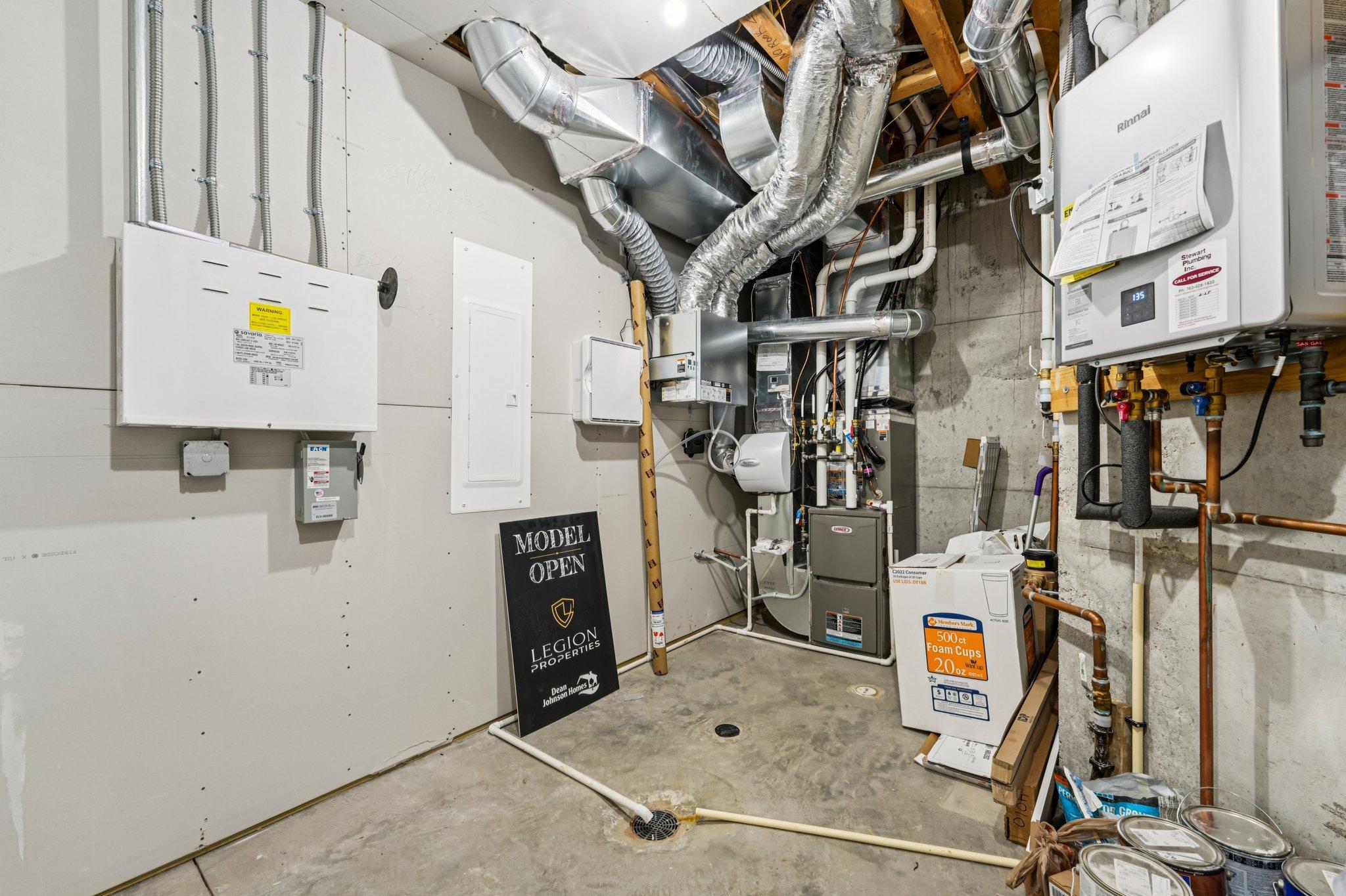 10814 Falling Water Lane D Property Photo 40