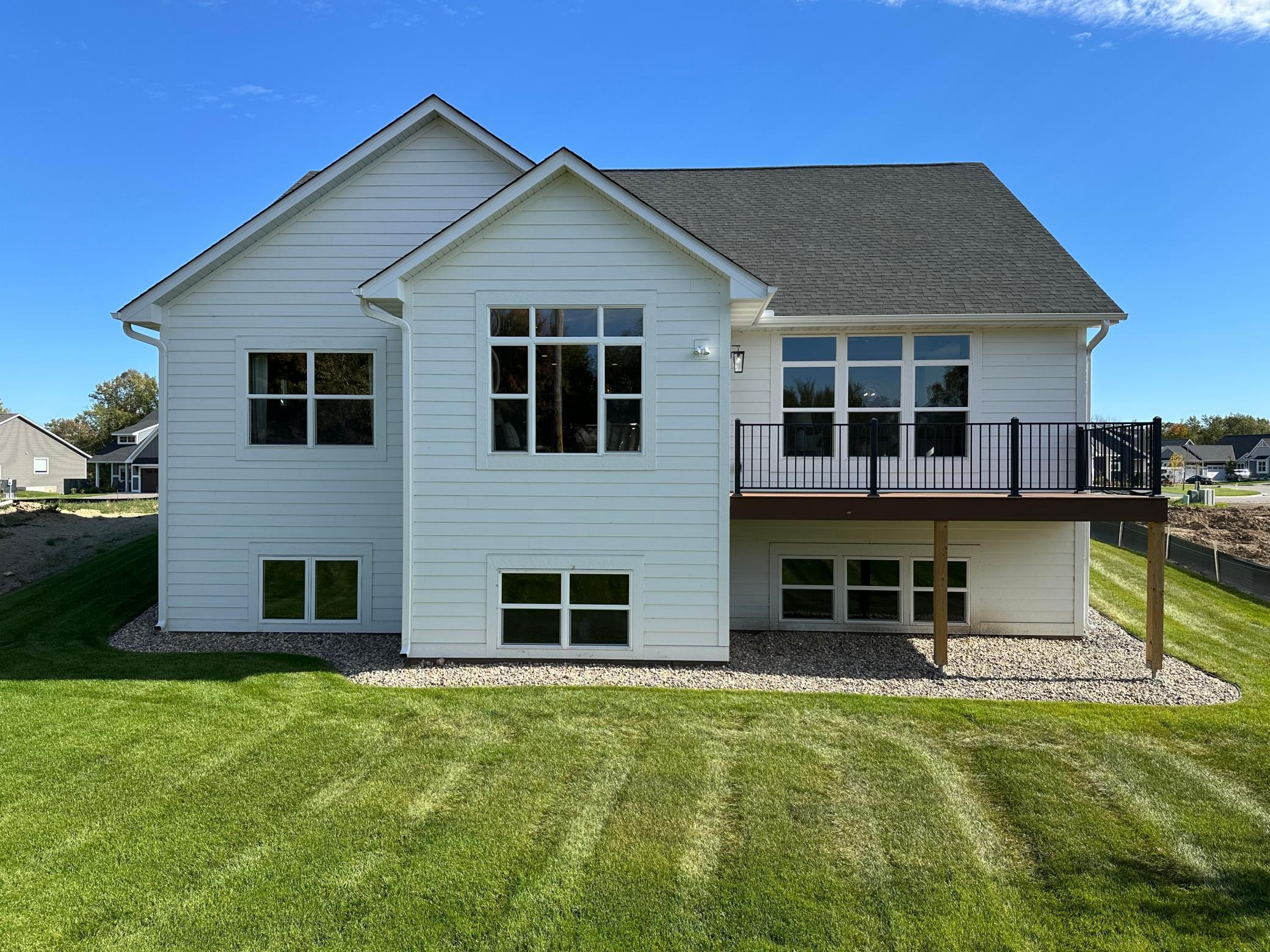 1767 Campfire Drive W Property Photo 28