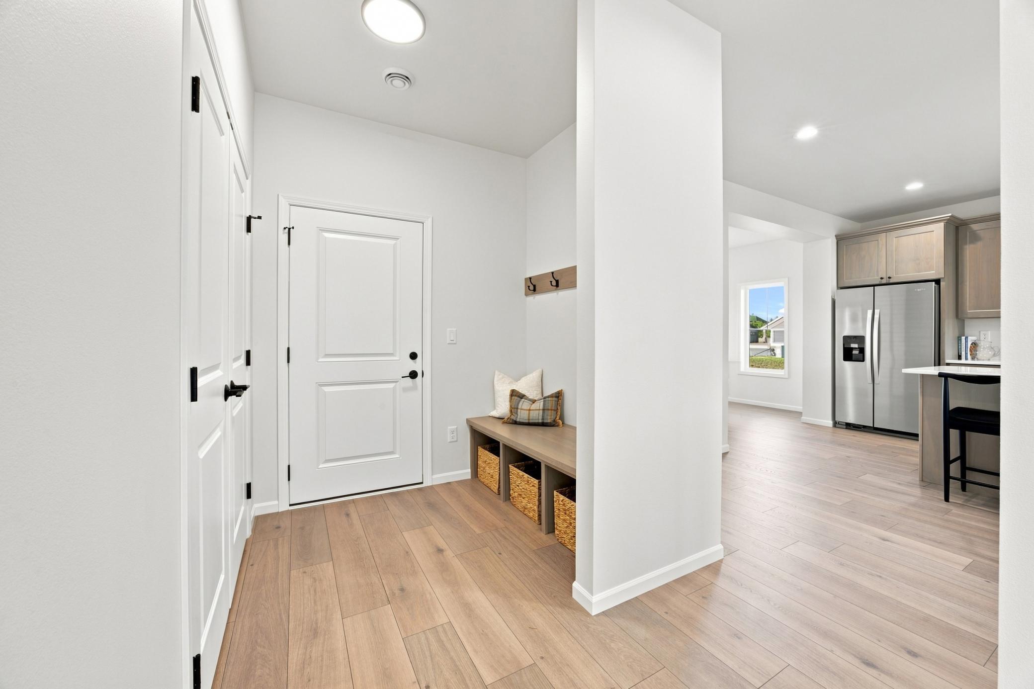 4736 Hampton Loop S Property Photo 16