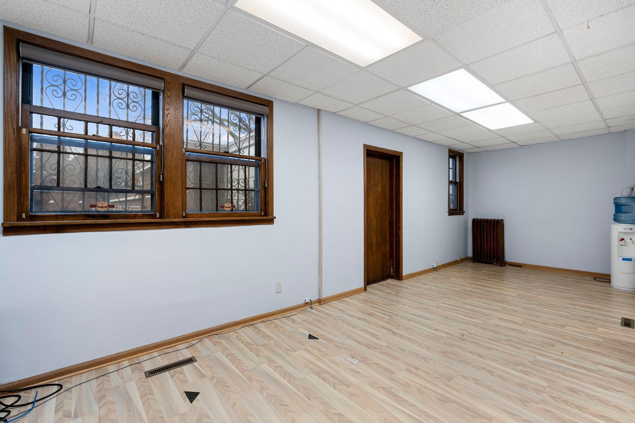 3040 Lyndale Avenue S Property Photo 13