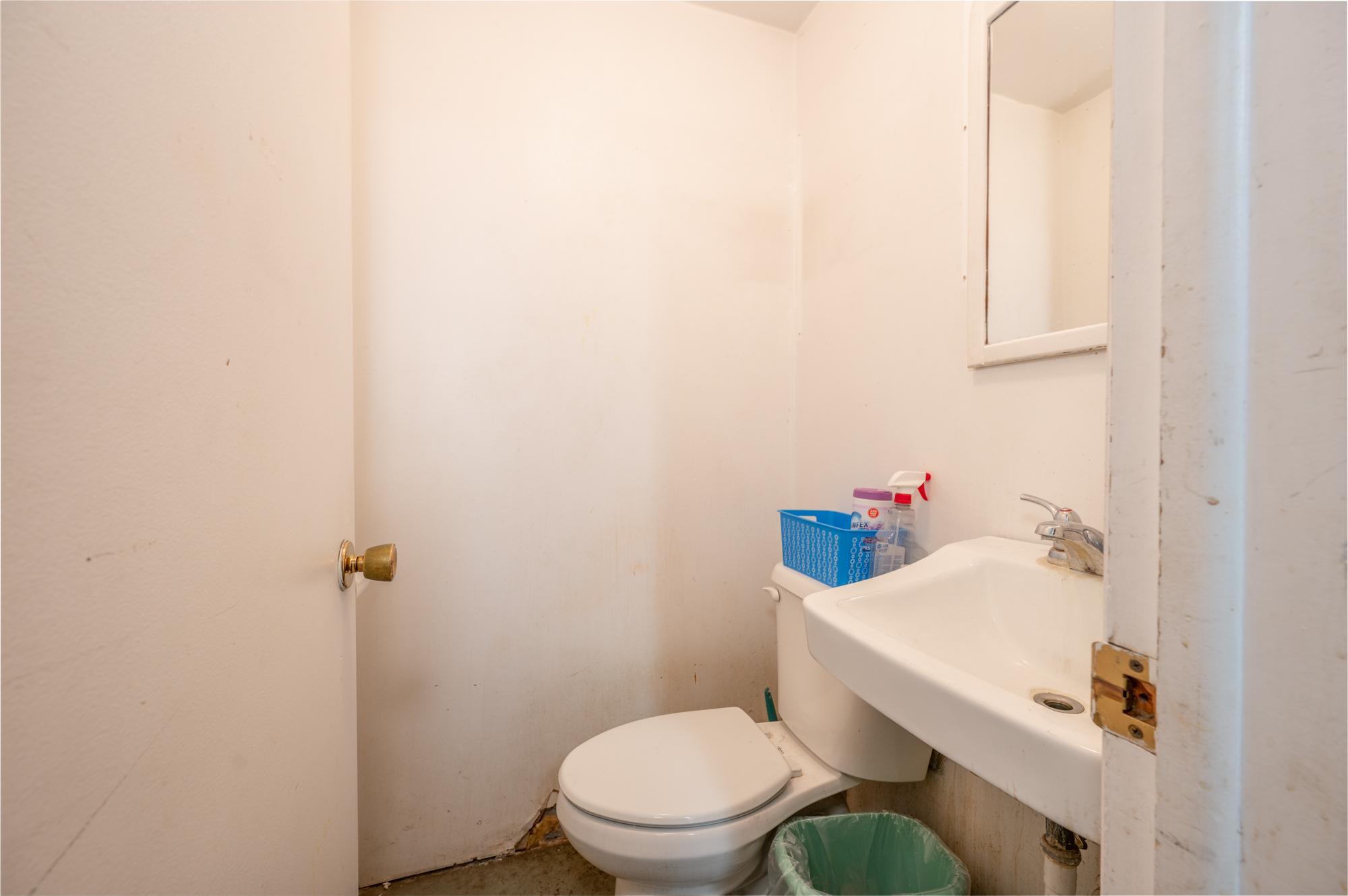 504 Powell Avenue Property Photo 25
