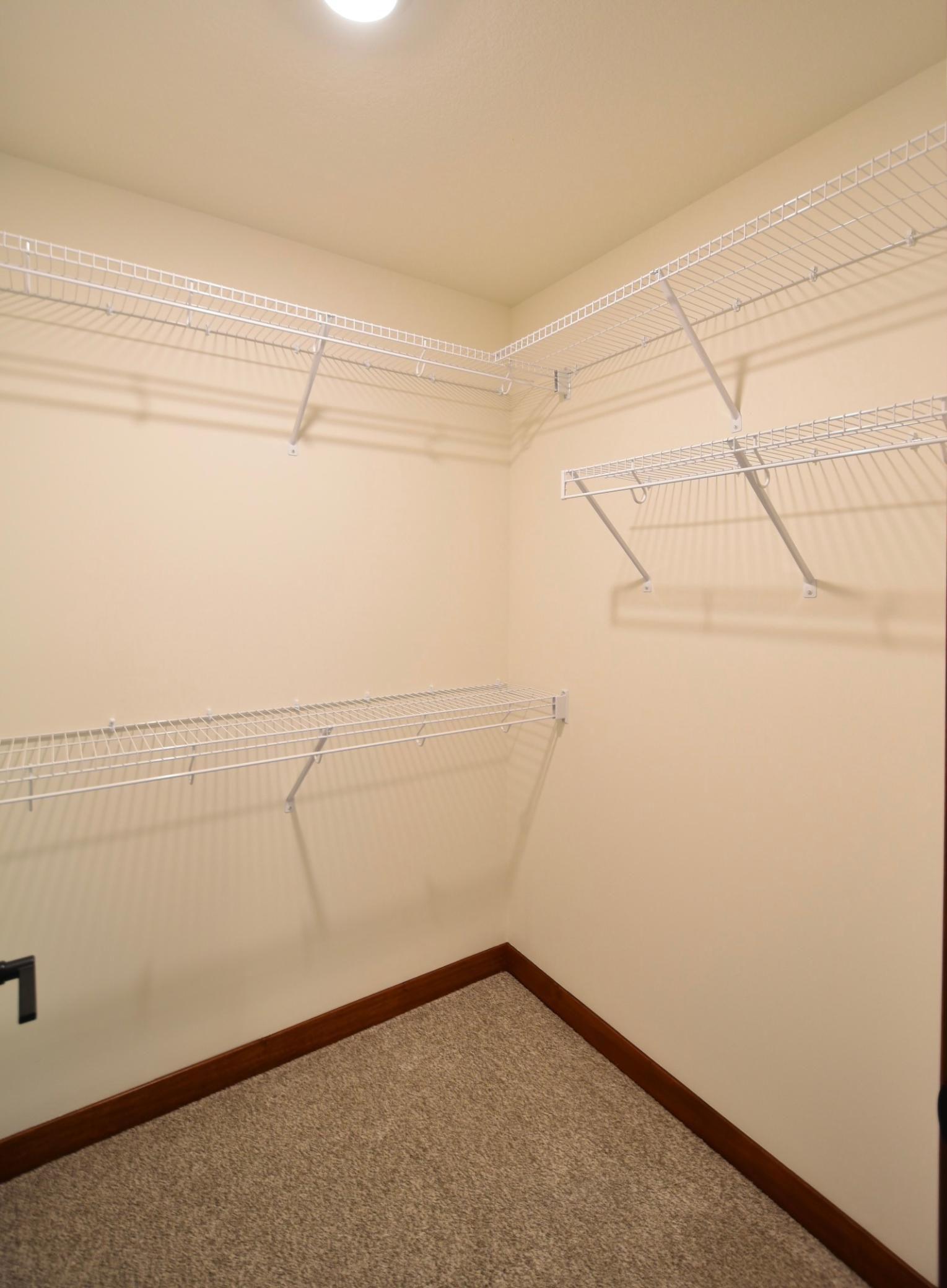 2031 20th Street E Property Photo 7