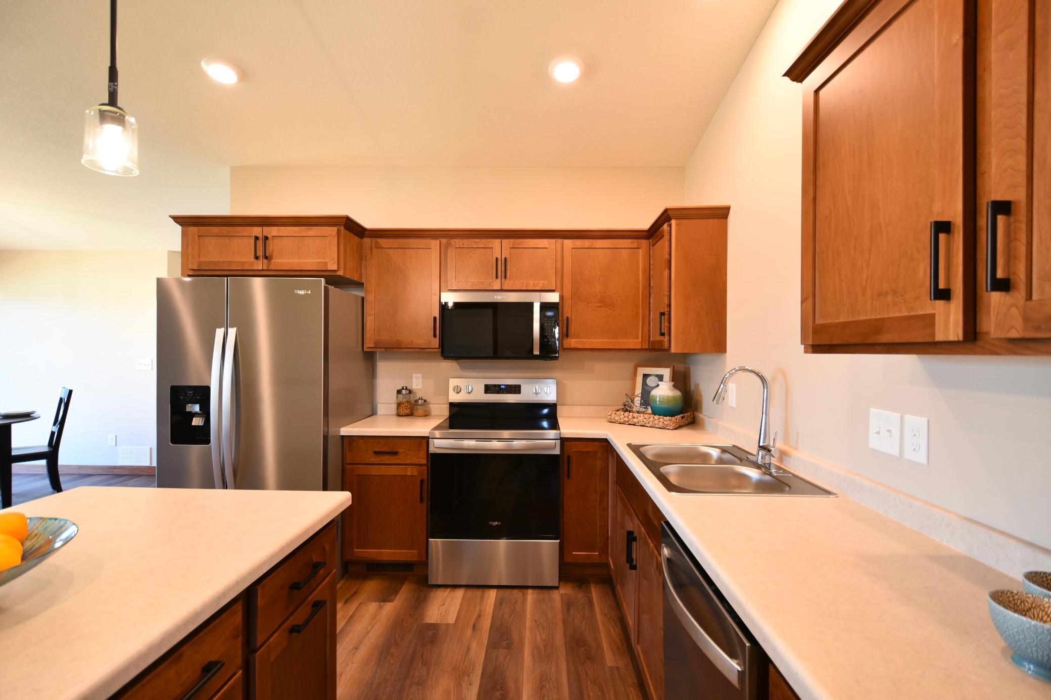 2031 20th Street E Property Photo 18