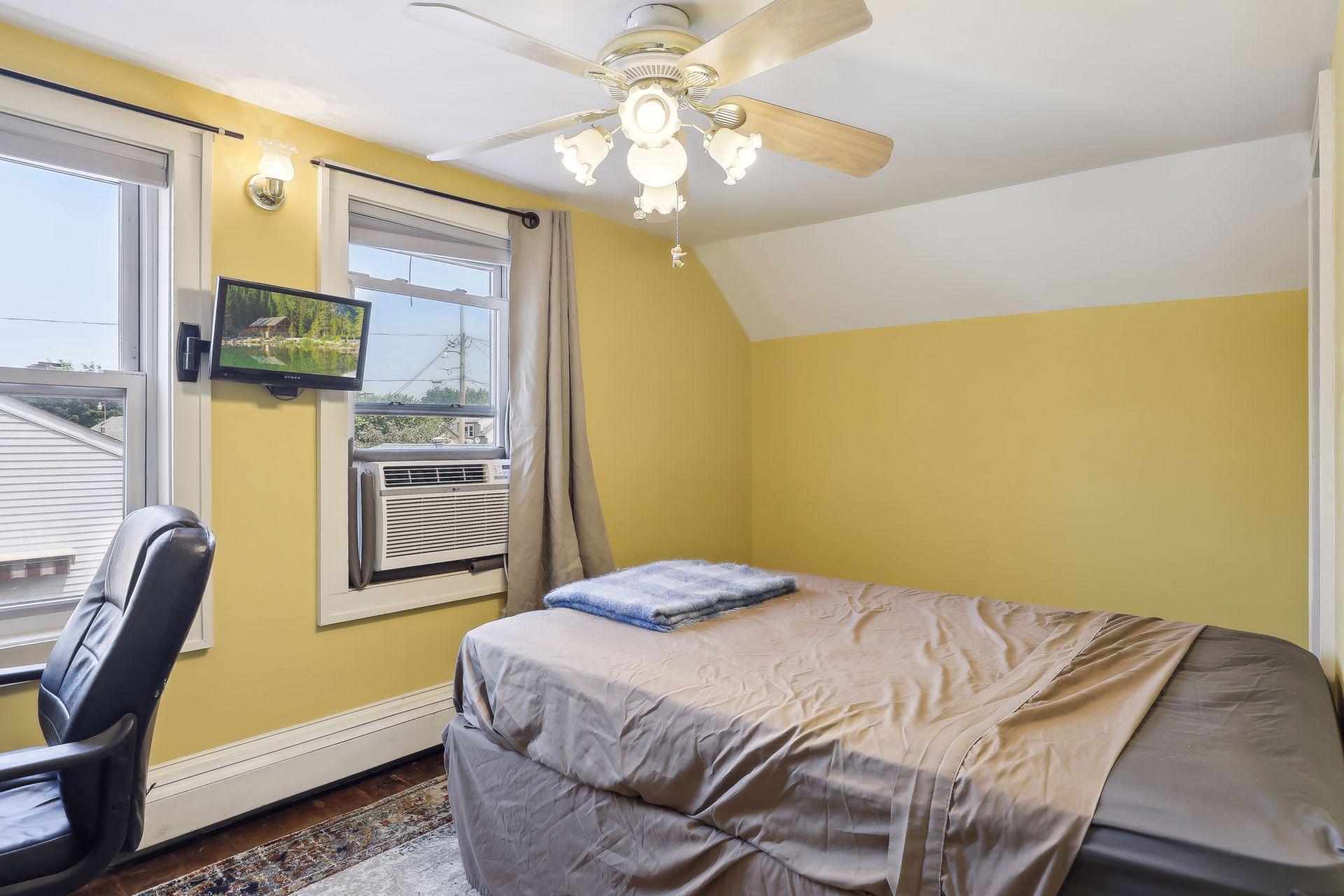 725 Watson Avenue Property Photo 25