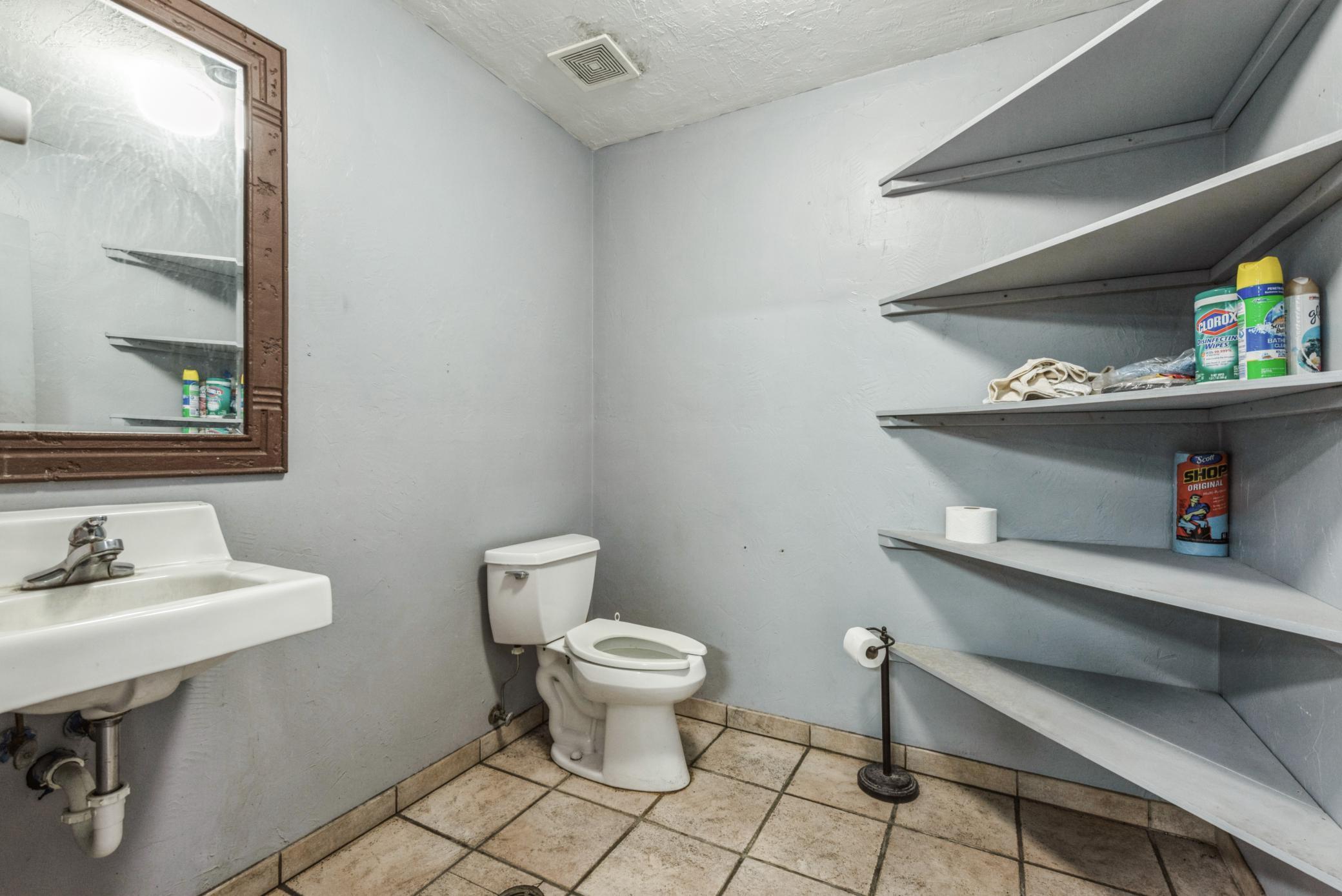 114 Thomas Circle Property Photo 21