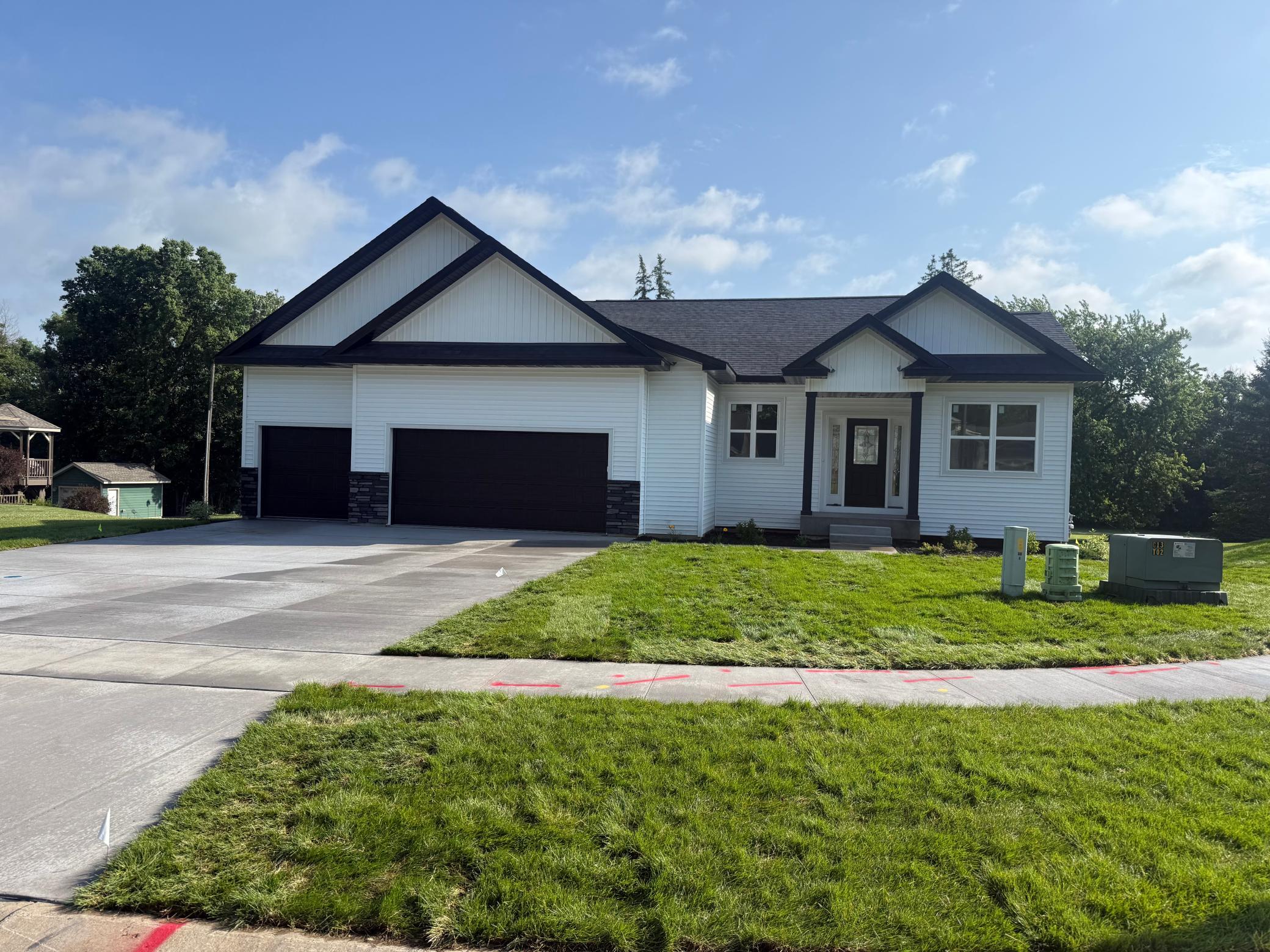 5542 Cannon Dale Court Property Photo 1