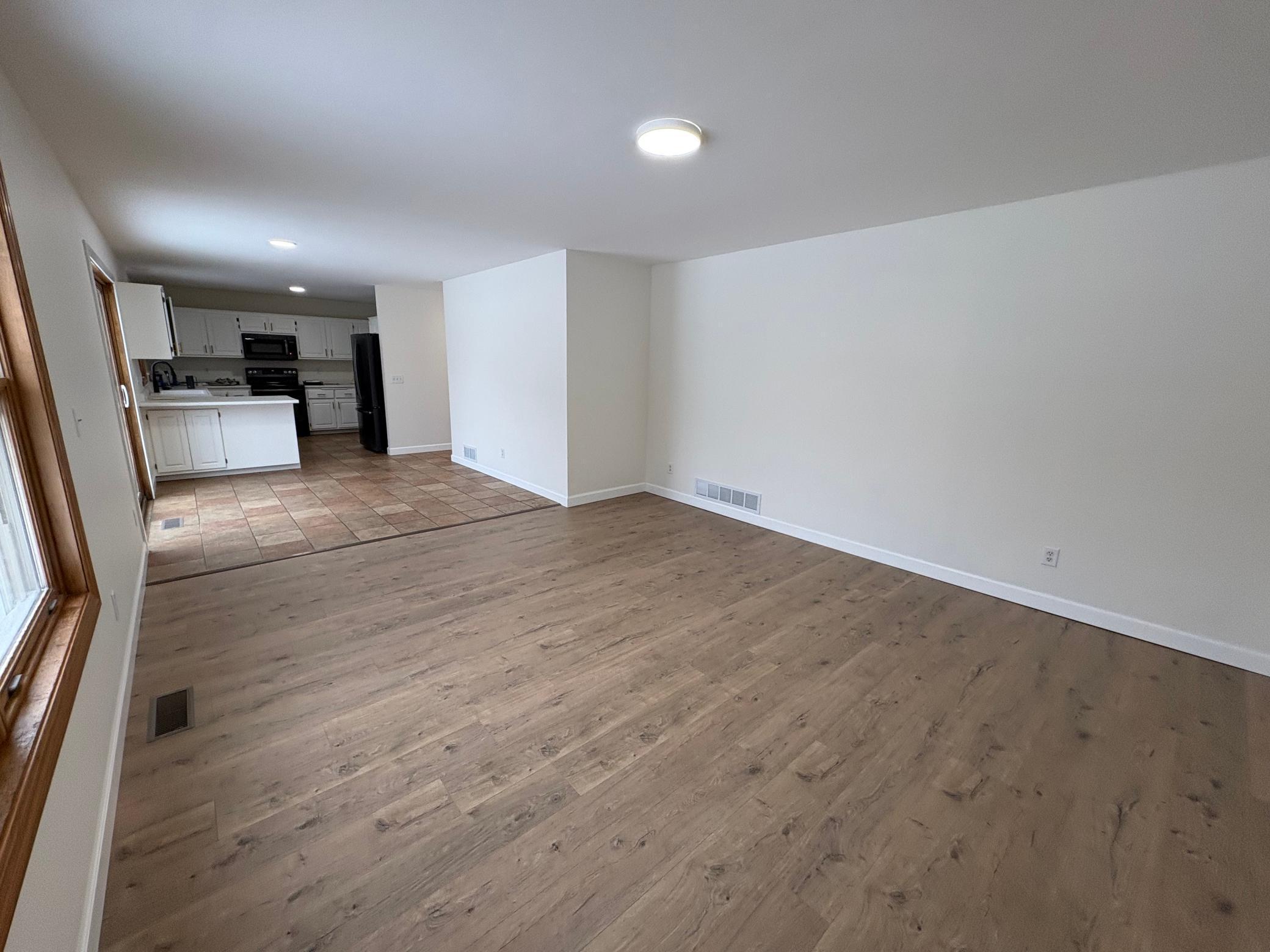 2424 Briar Oakes Boulevard Property Photo 16