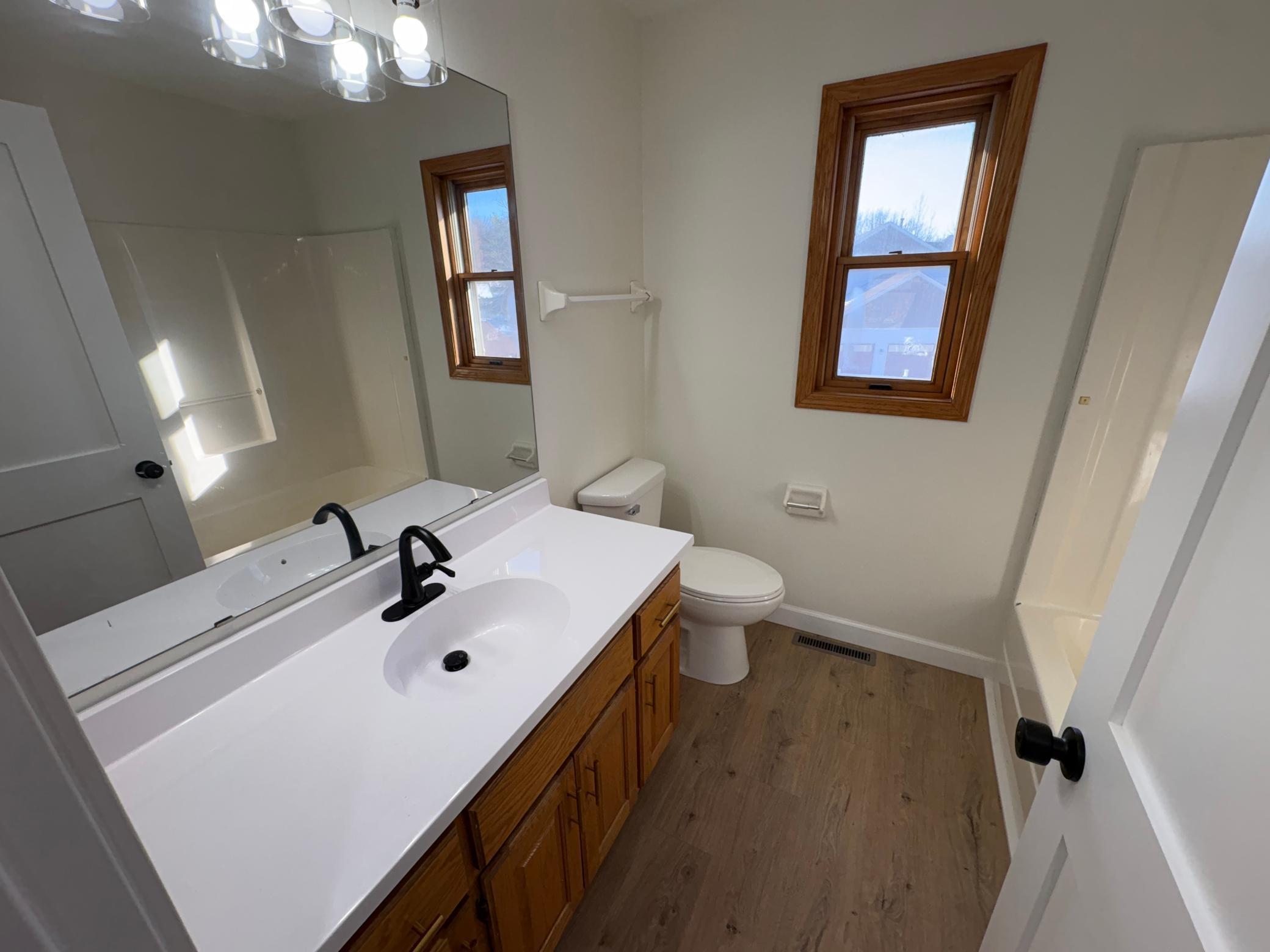 2424 Briar Oakes Boulevard Property Photo 20
