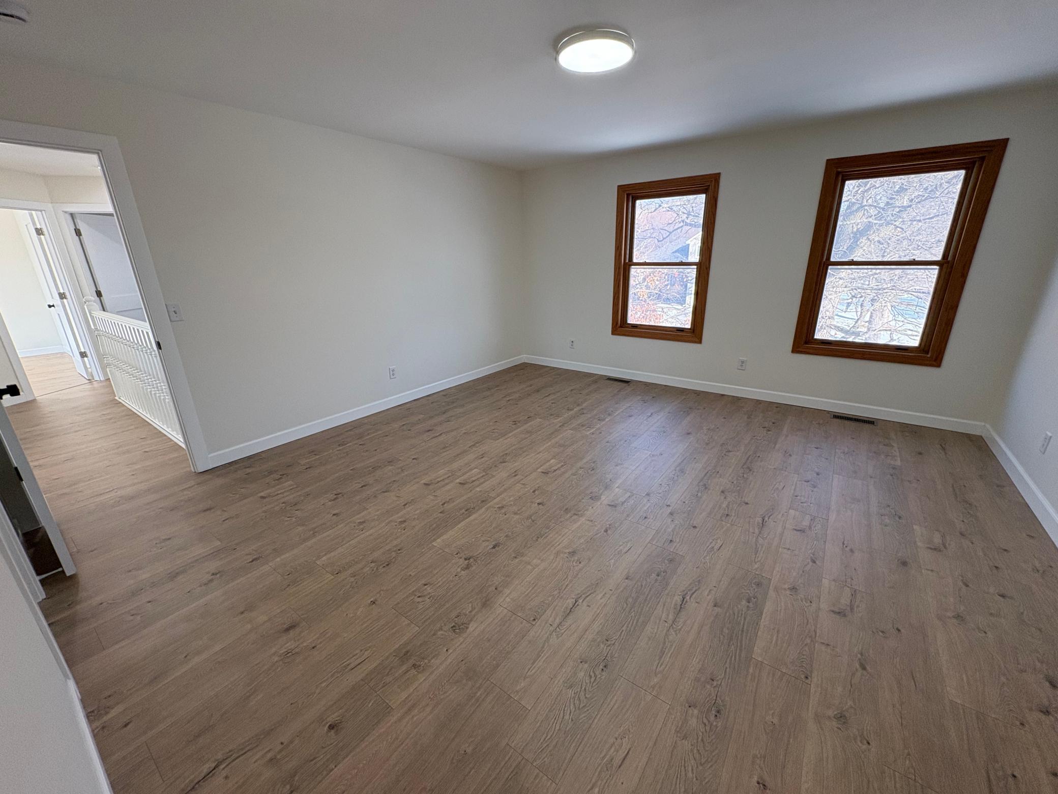 2424 Briar Oakes Boulevard Property Photo 27