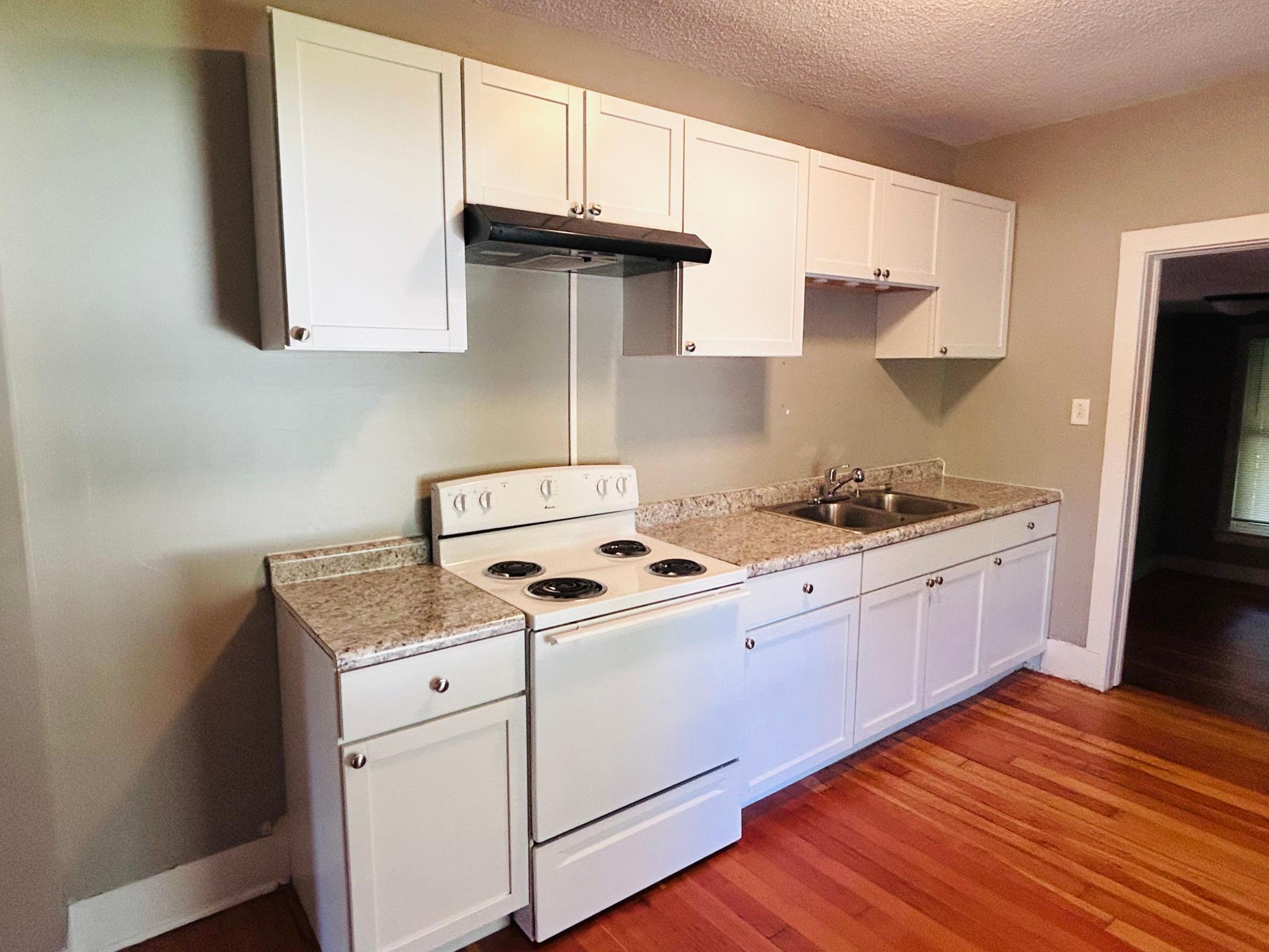 567 Livingston Avenue Property Photo 10
