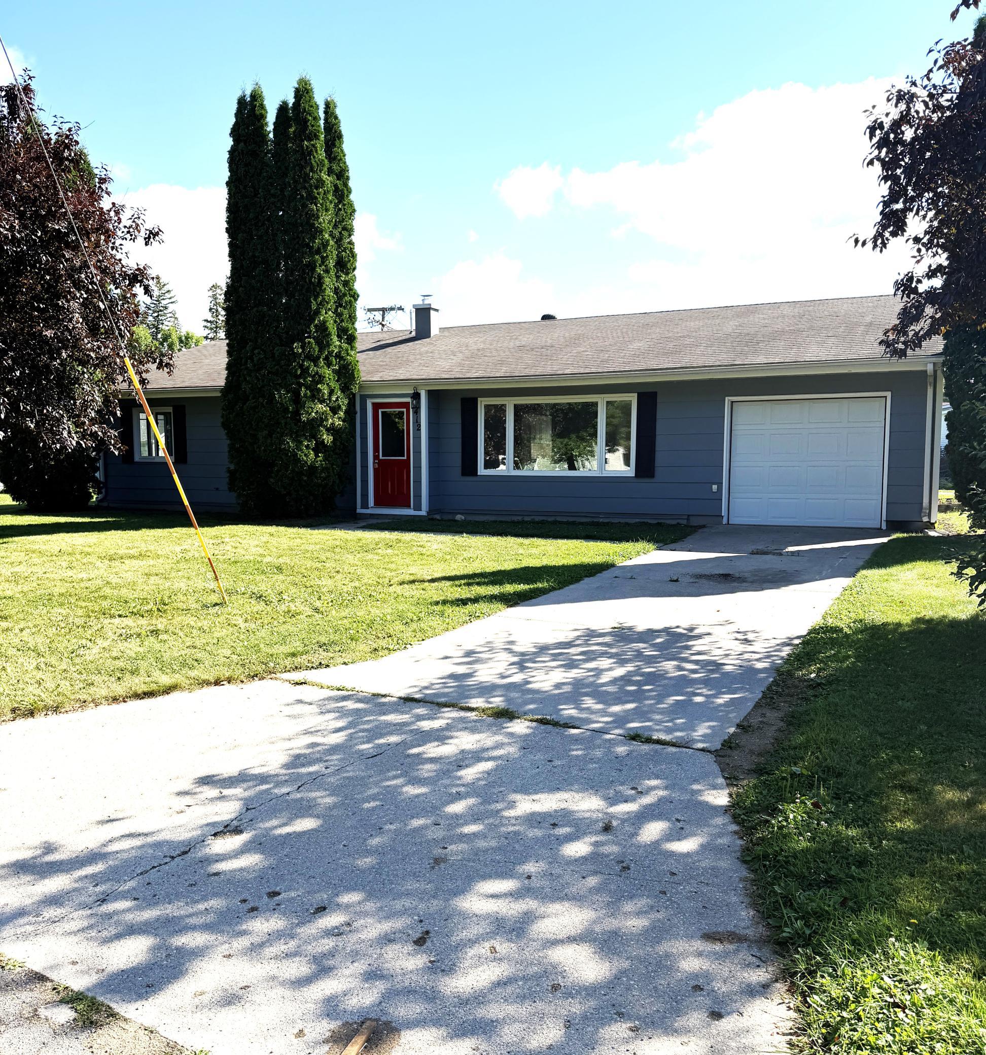 412 E Hamilton Avenue Property Photo 1