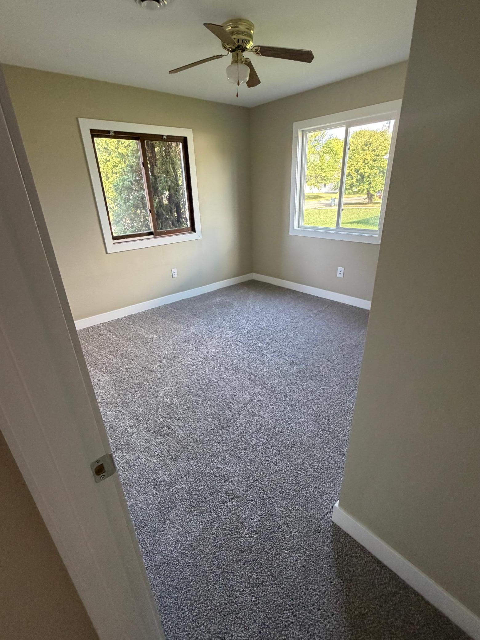 412 E Hamilton Avenue Property Photo 12