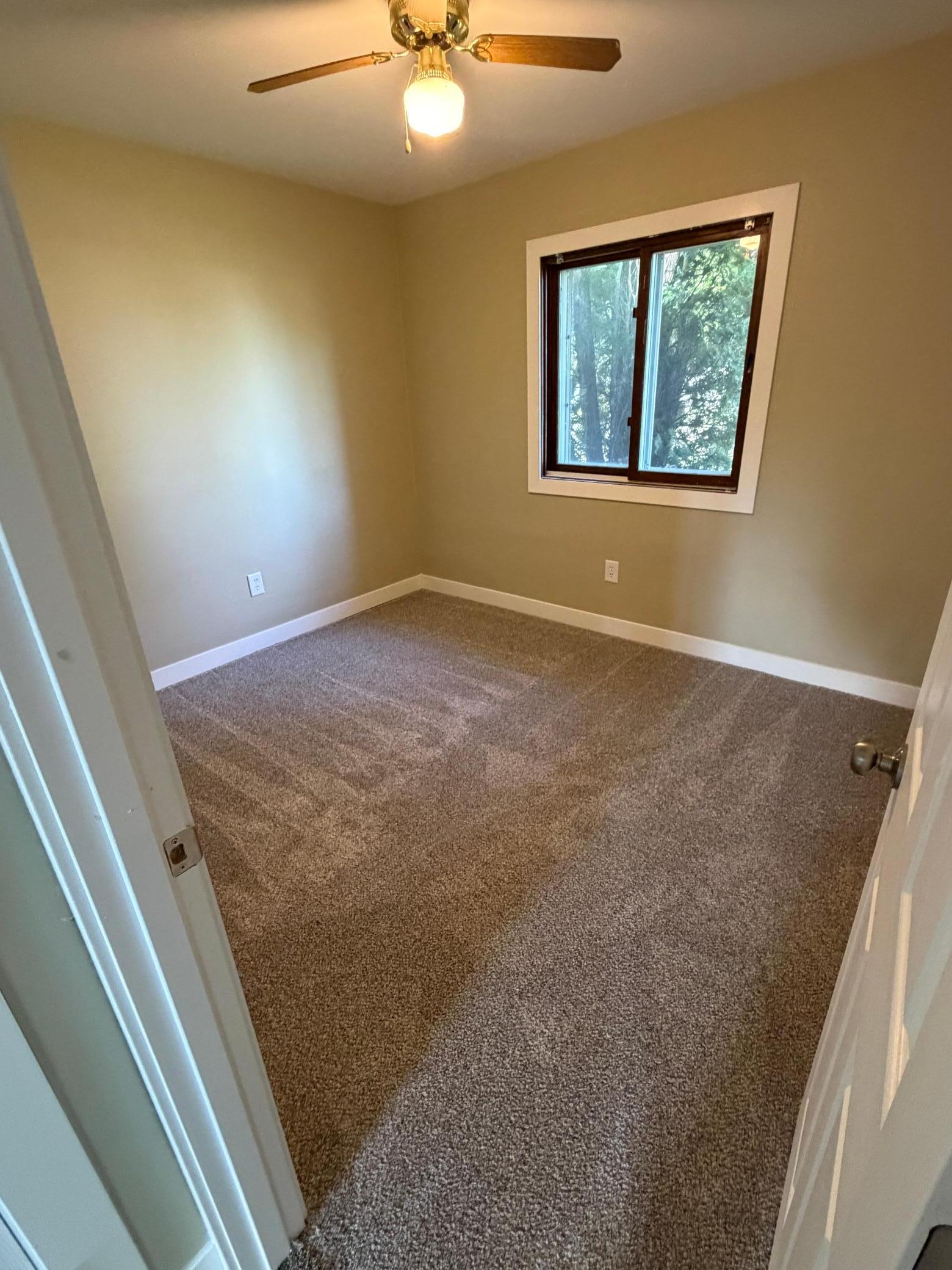 412 E Hamilton Avenue Property Photo 13
