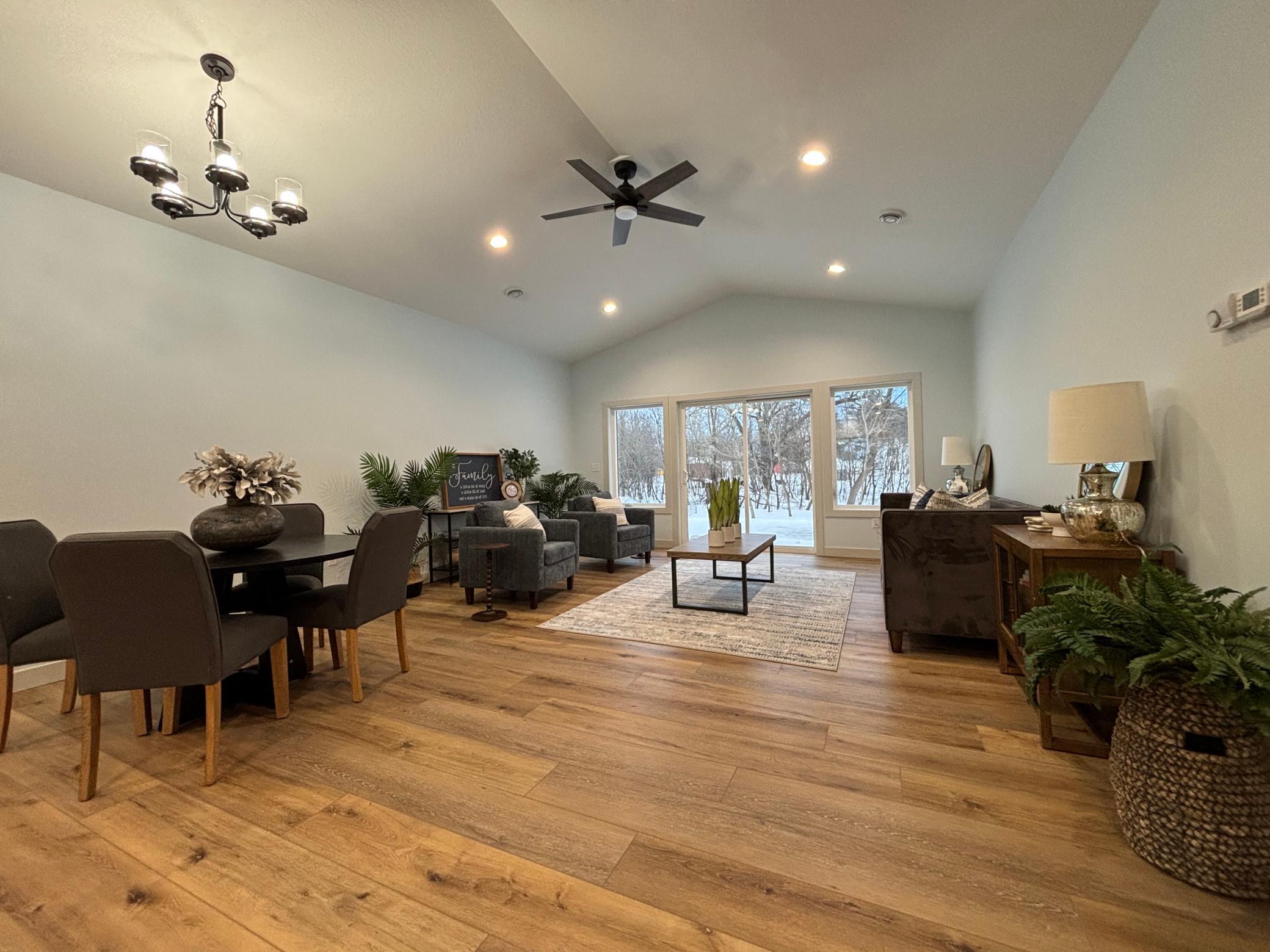 16 Tower Street Property Photo 2