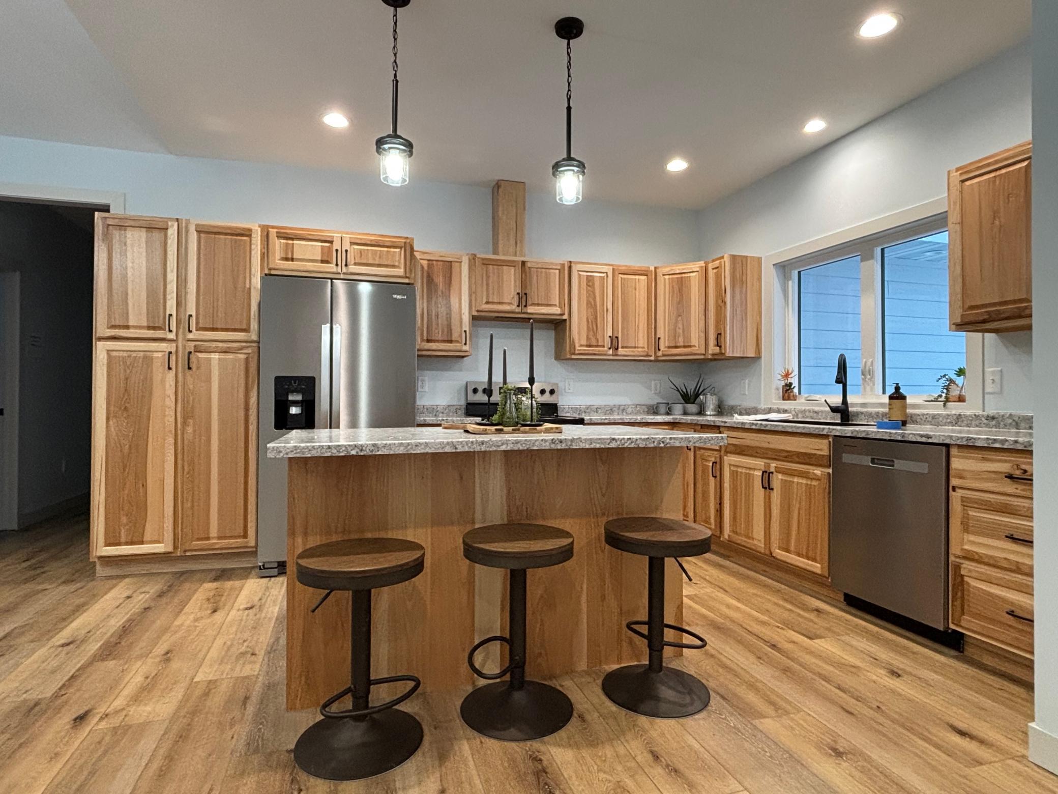 16 Tower Street Property Photo 6