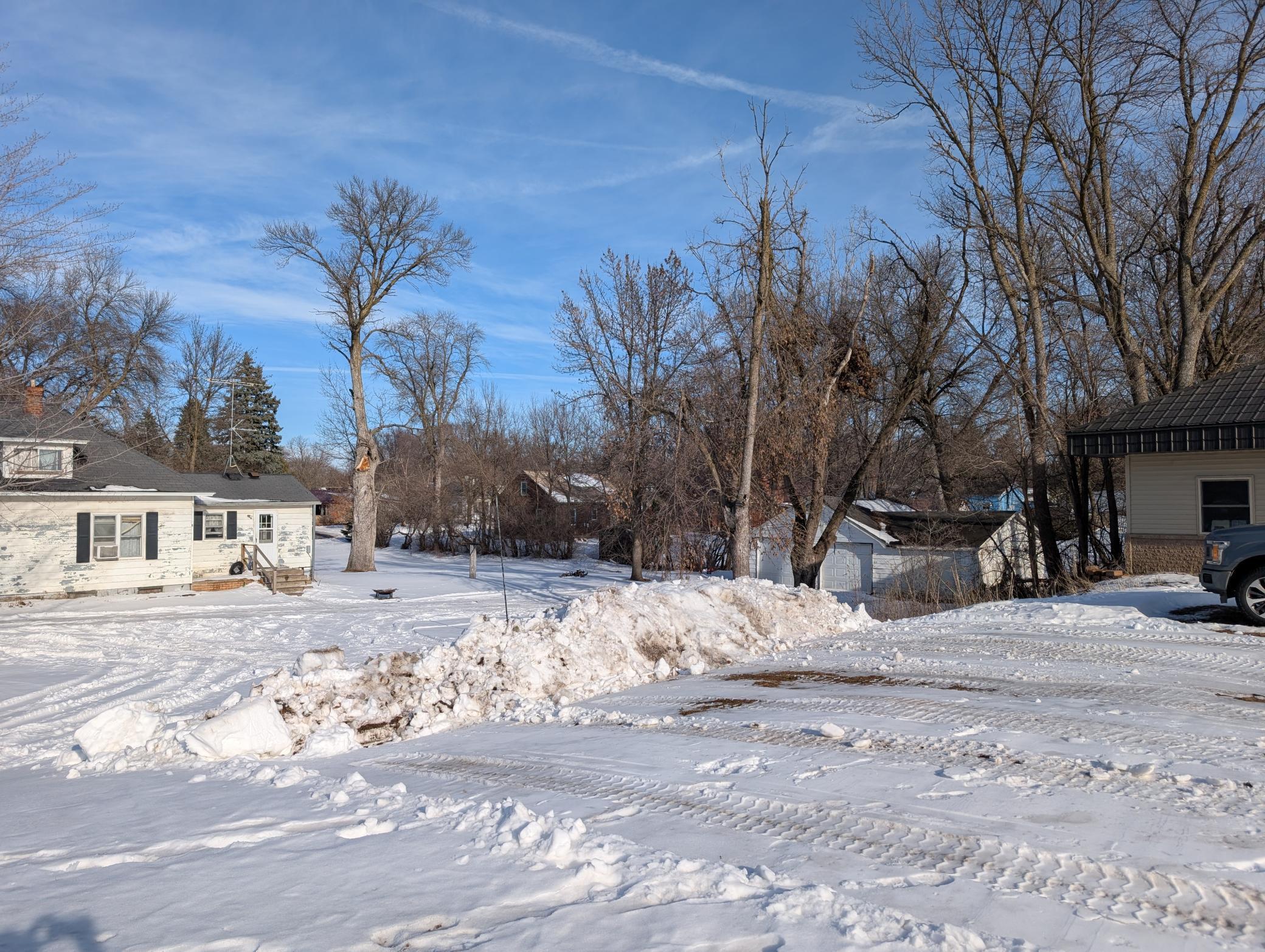 617 E Highway 12 Property Photo 3