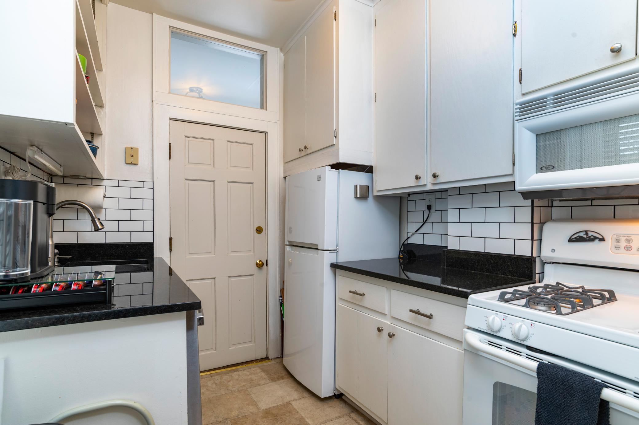 846 Lincoln Avenue Property Photo 30