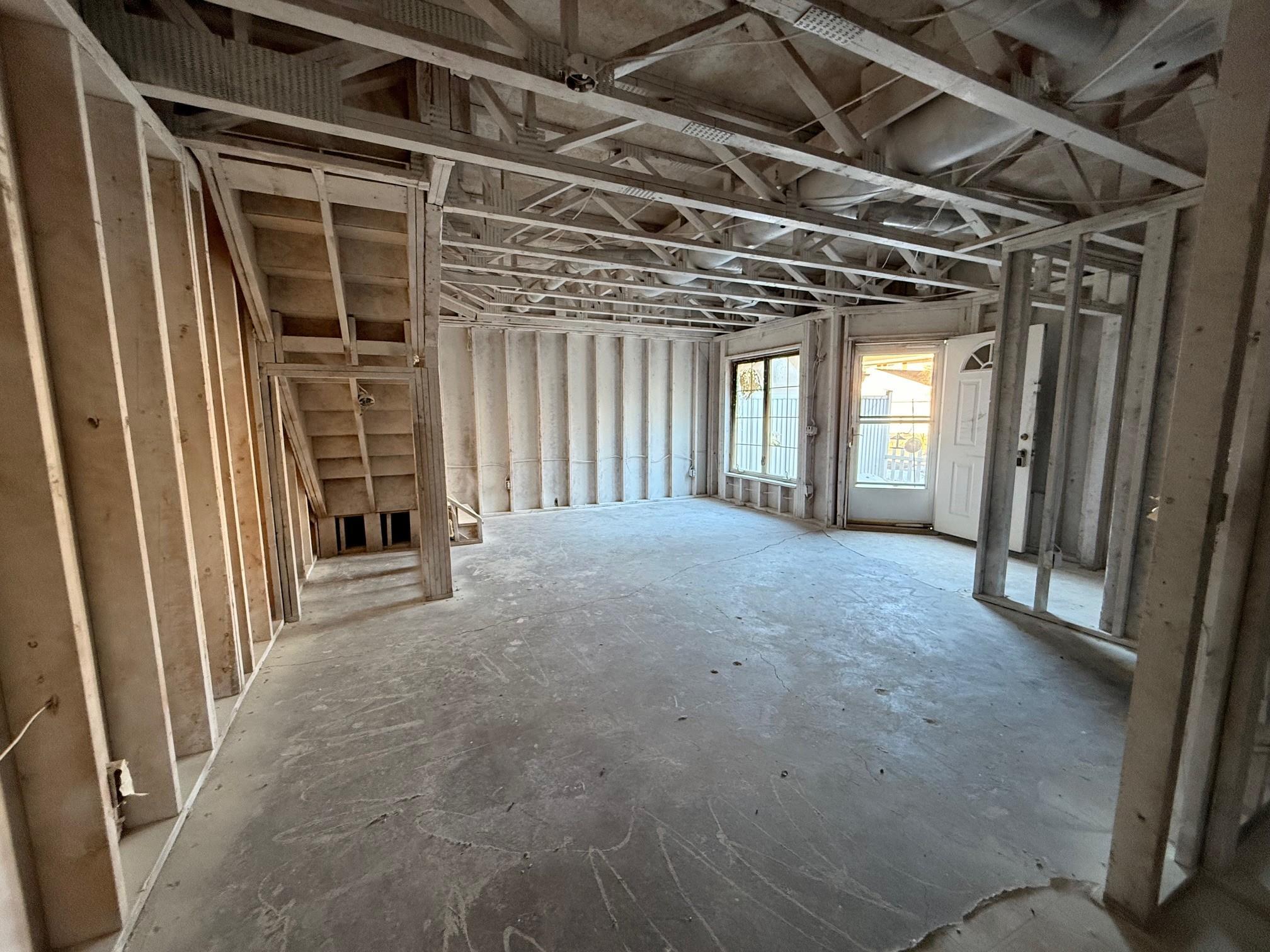 232 E Orchard Street Property Photo 6