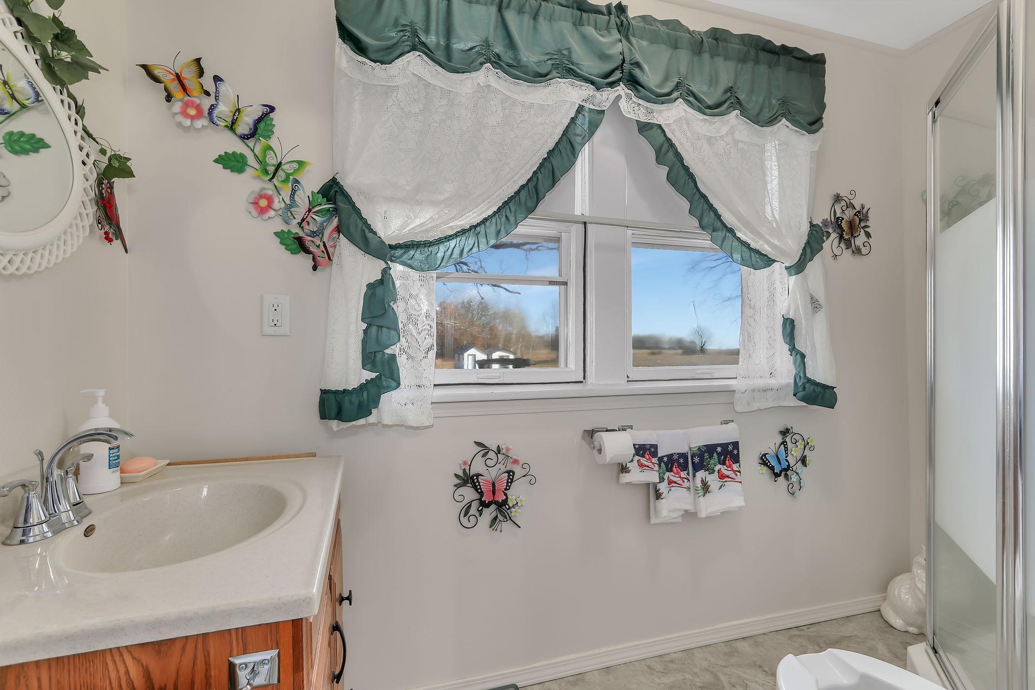 6132 Mayhew Lake Road Ne Property Photo 17