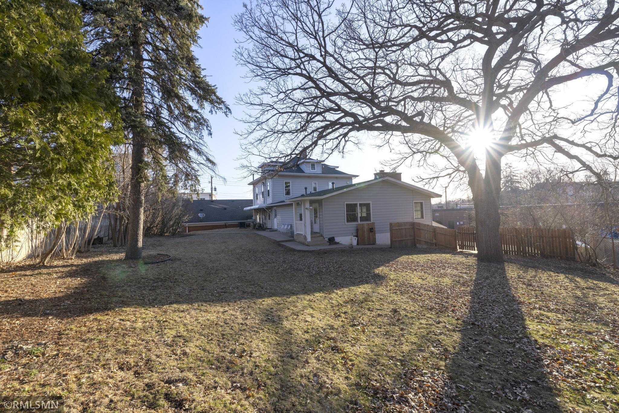 520 2nd Street Property Photo 10